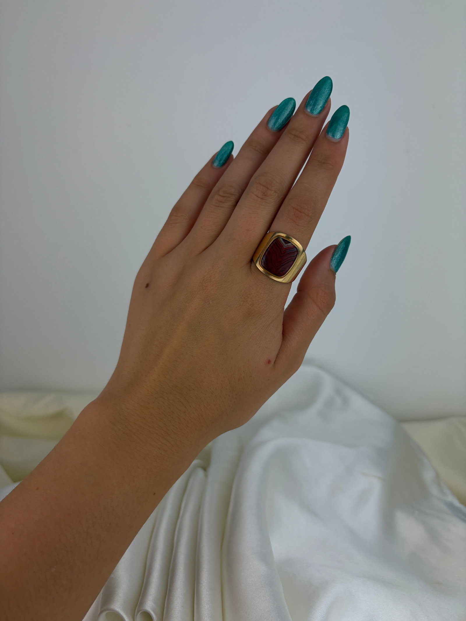 Vintage 14ct Yellow Gold Wide Banded Agate Ring - 7