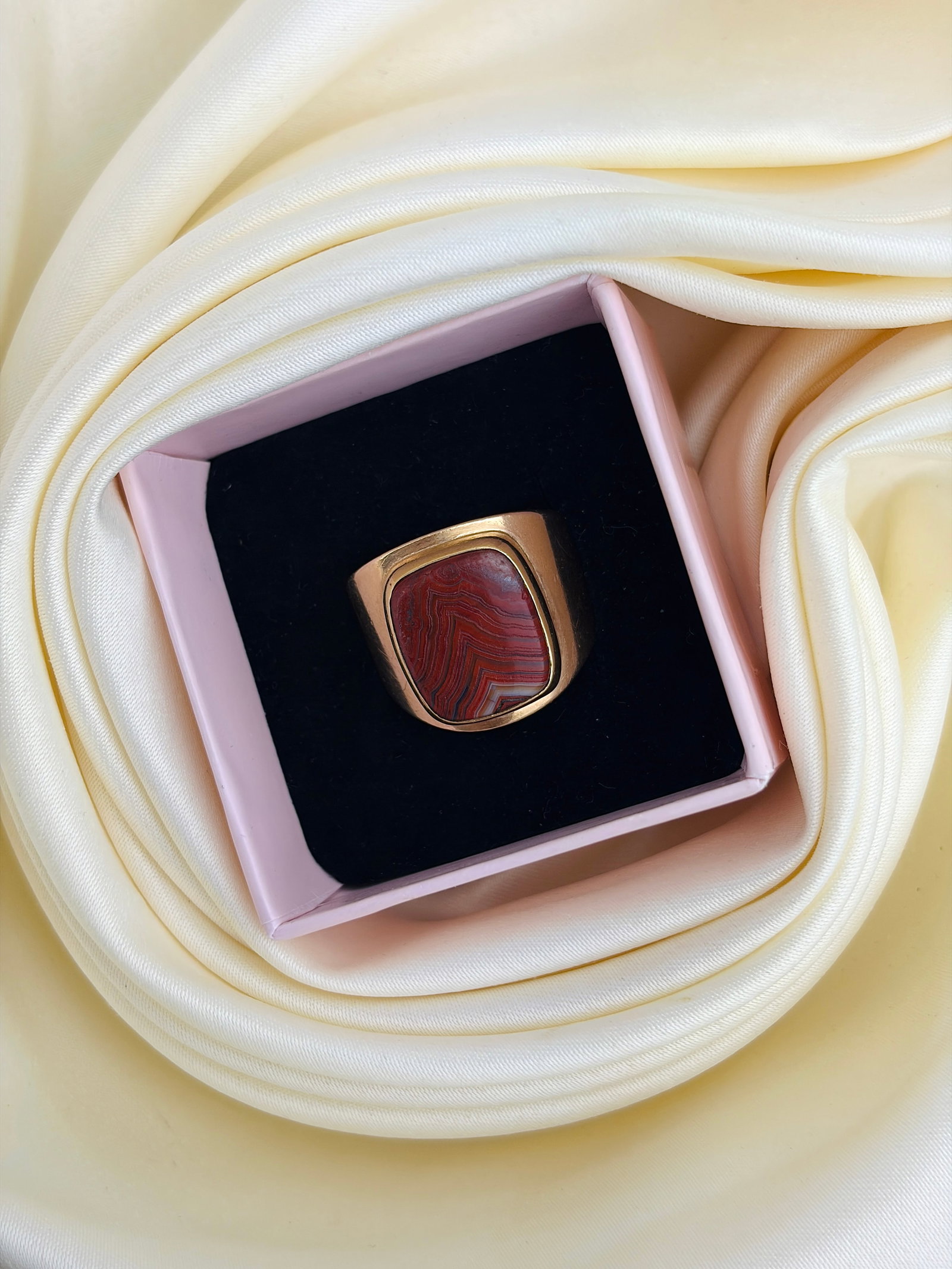 Vintage 14ct Yellow Gold Wide Banded Agate Ring - 9