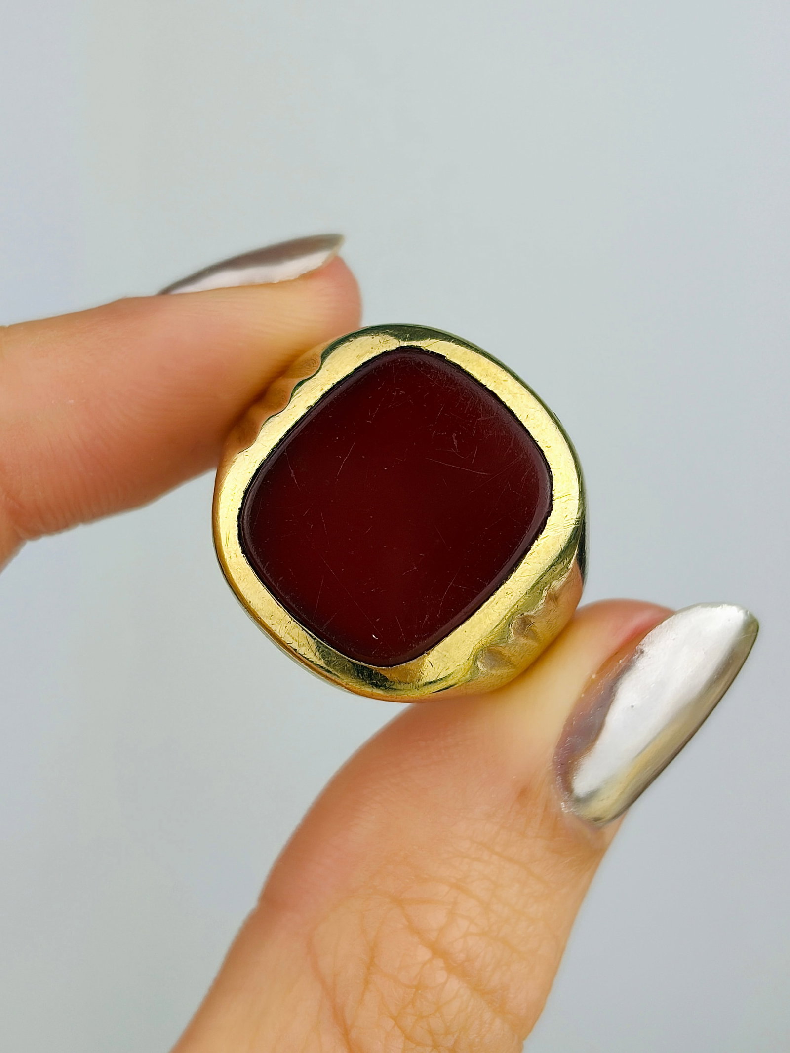 Chunky Vintage Carnelian Signet Ring in Gold - 5