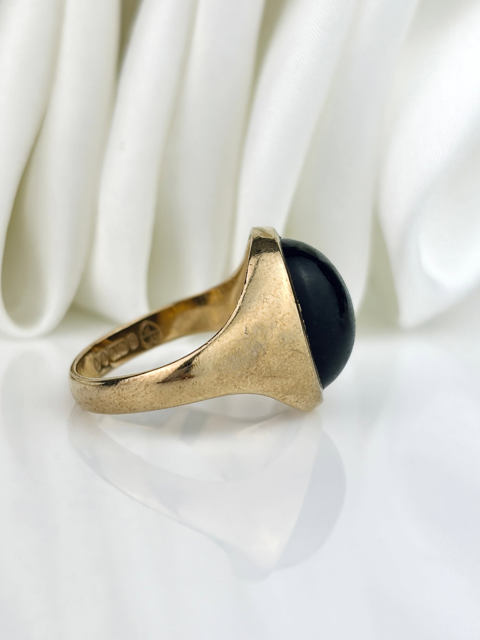 Vintage 9ct Yellow Gold Chrysoberyl Catseye Signet Ring - 2