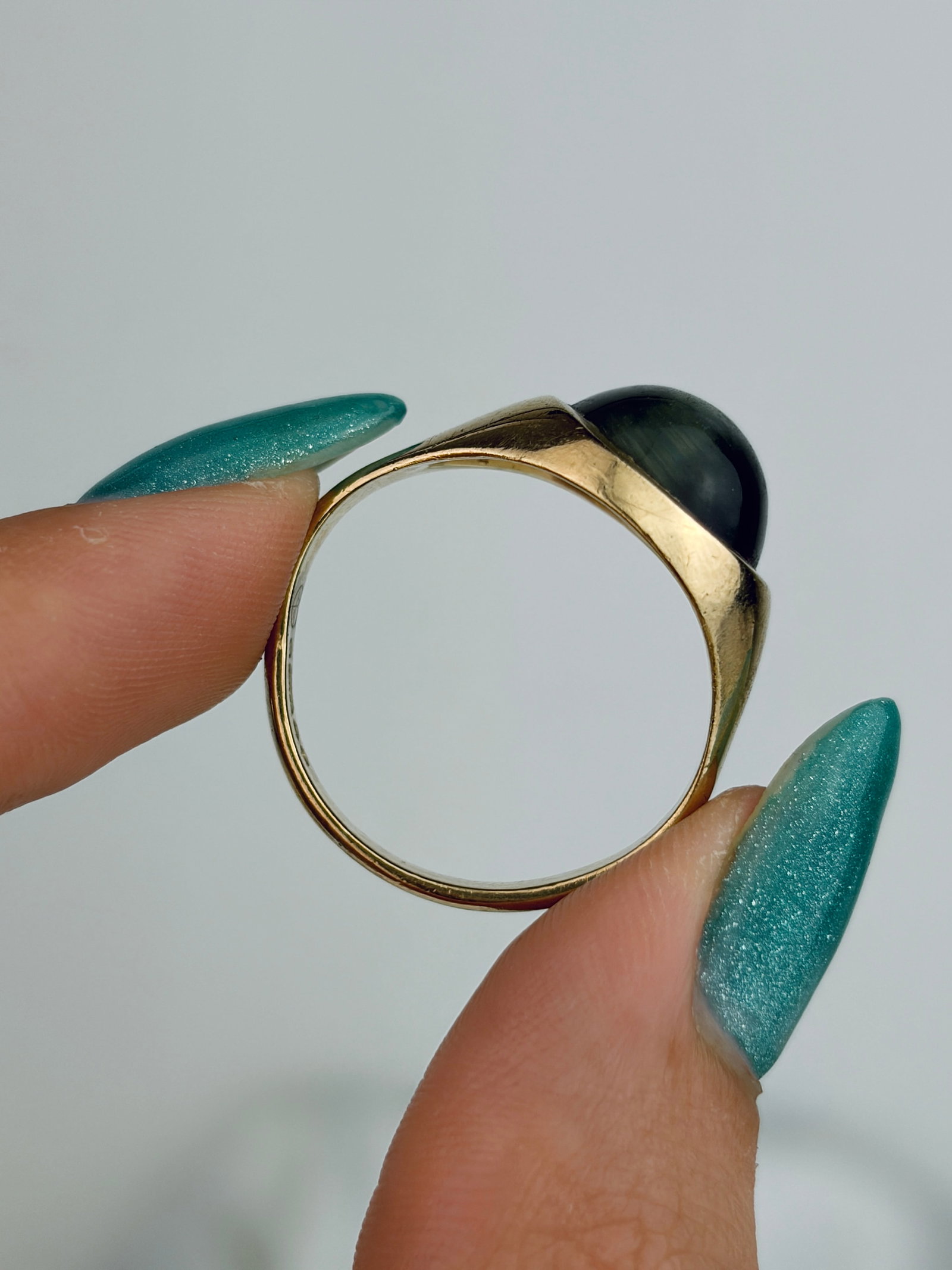 Vintage 9ct Yellow Gold Chrysoberyl Catseye Signet Ring - 6