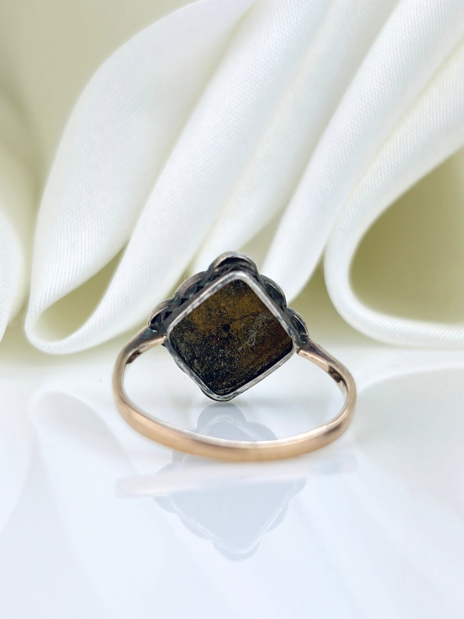 ANTIQUE OPAL AND GARNET CLUSTER RING IN GOLD AND SILVER - 3