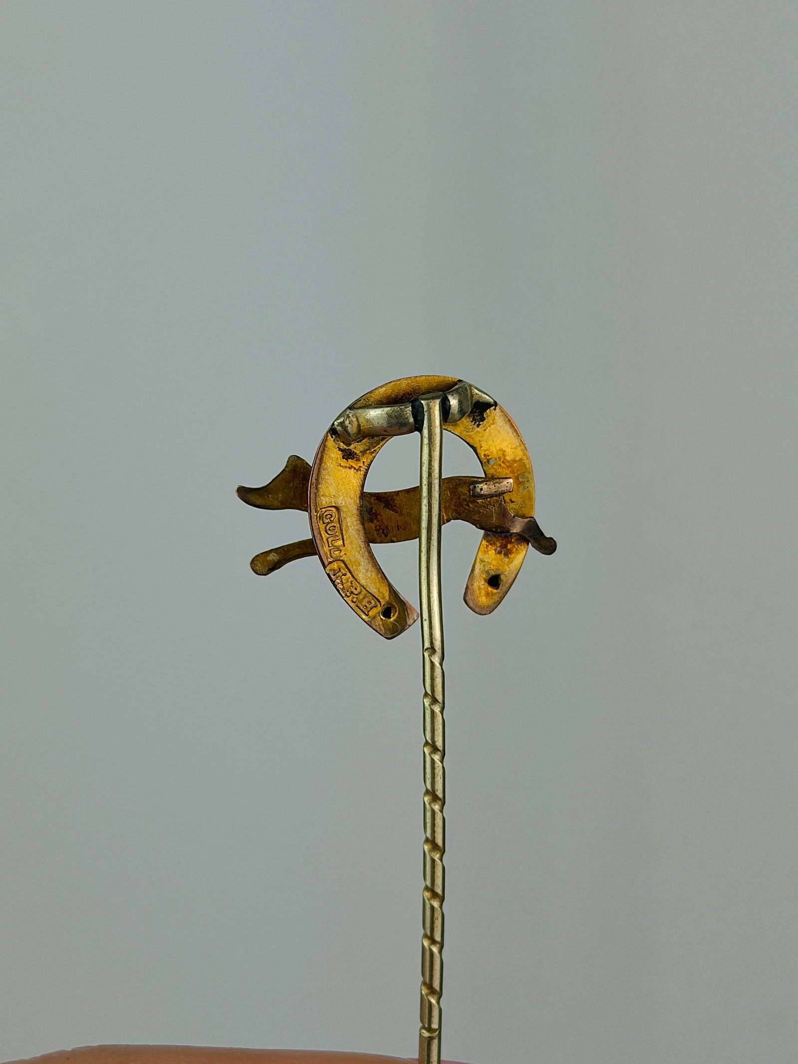 antique gold horseshoe / fox stick pin brooch - 3