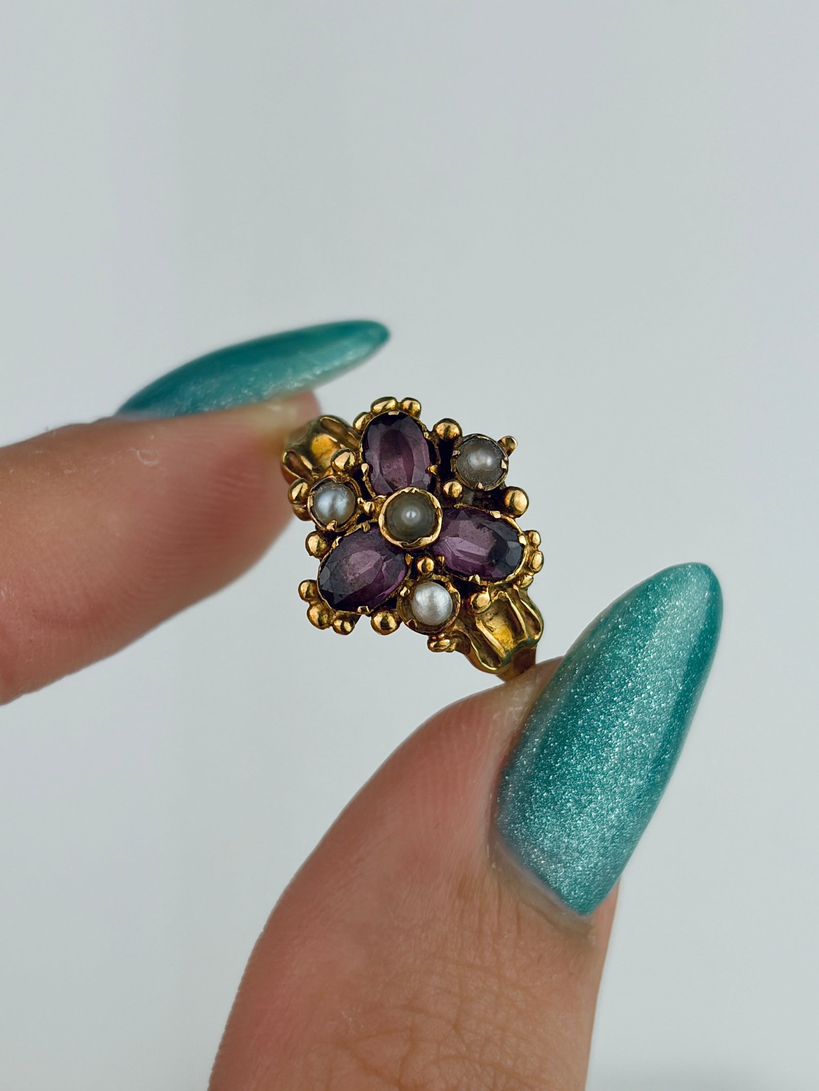 Antique Georgian 15ct Yellow Gold Almandine Garnet and Pearl Cluster Ring - 5
