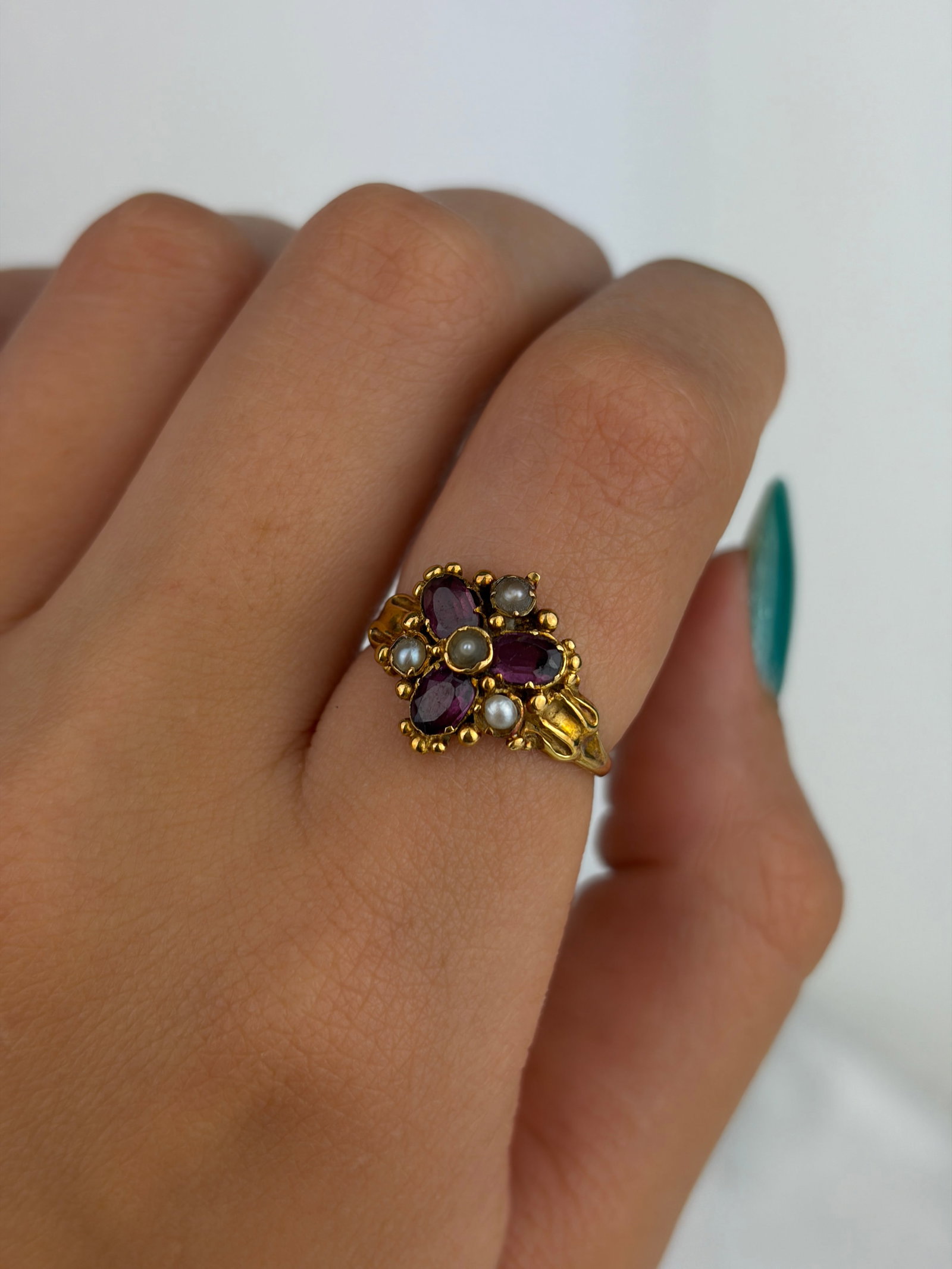 Antique Georgian 15ct Yellow Gold Almandine Garnet and Pearl Cluster Ring - 8