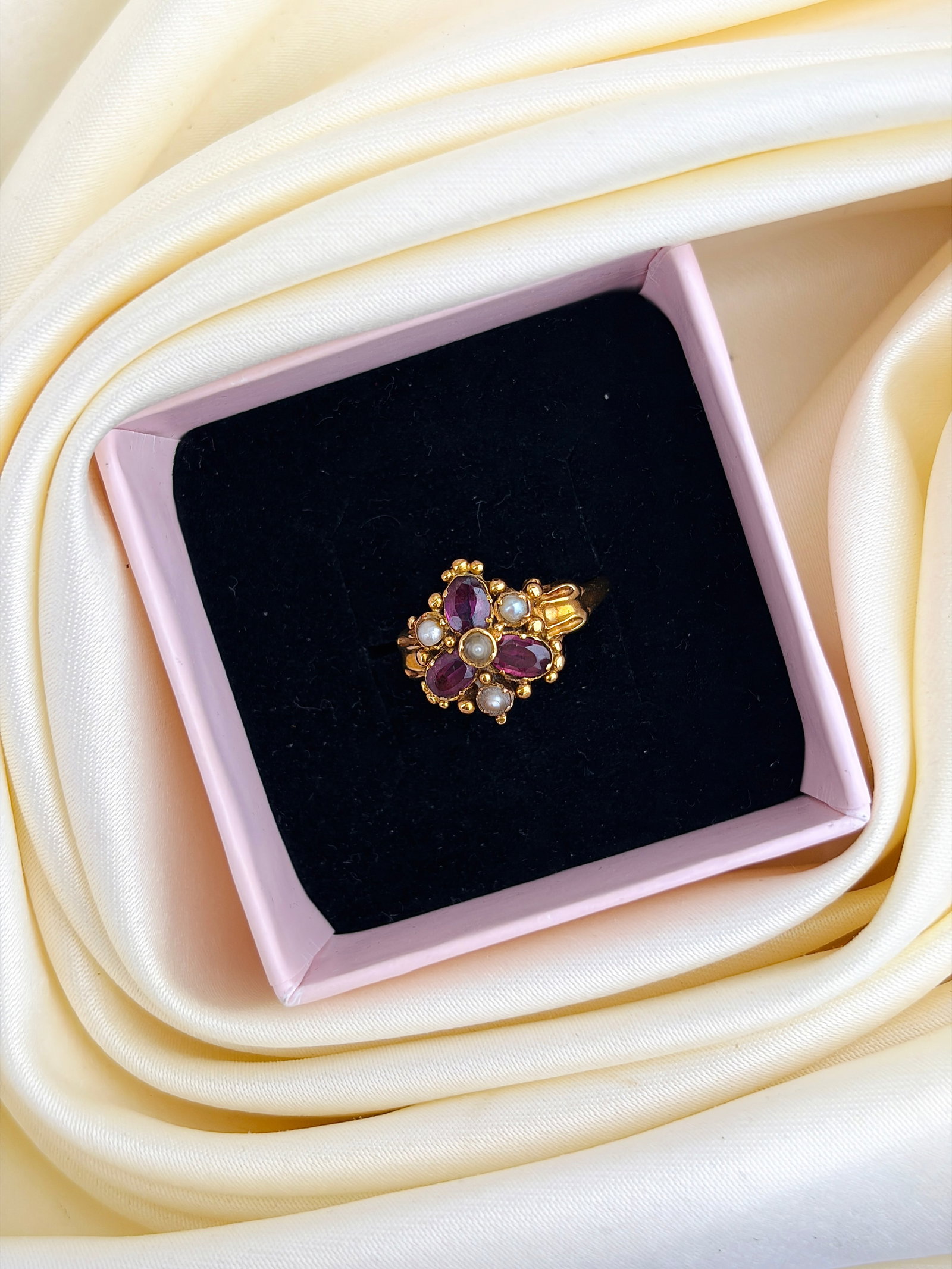 Antique Georgian 15ct Yellow Gold Almandine Garnet and Pearl Cluster Ring - 9