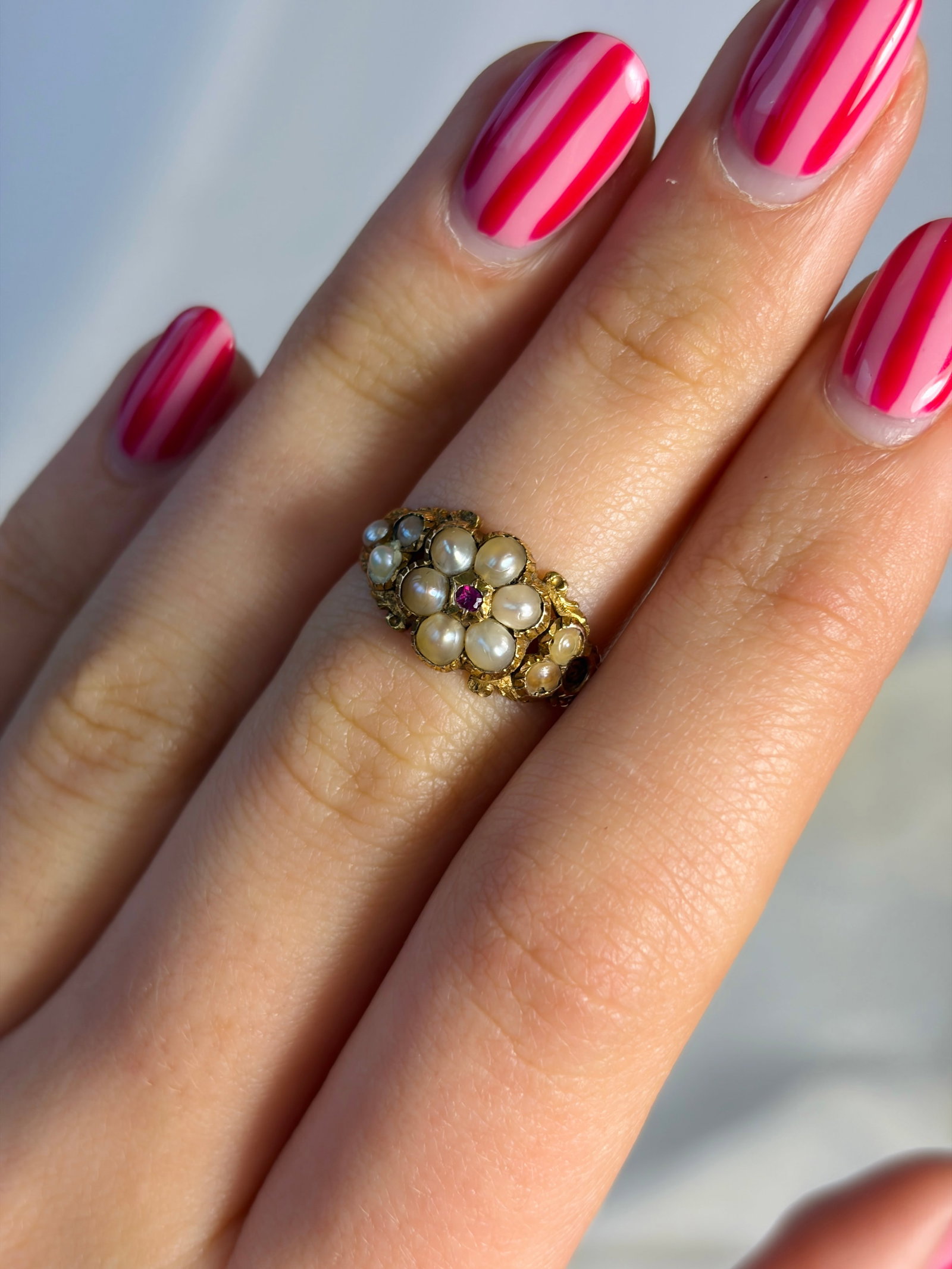 antique pearl and ruby flower ring in gold - 9