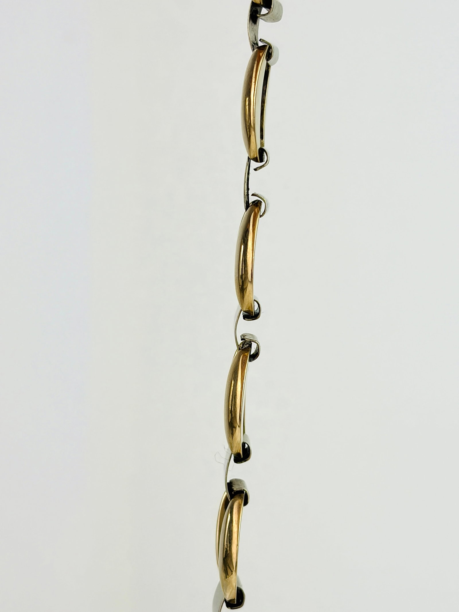 Incredible Art Deco Era 9ct Yellow and White Gold Two Tone Chunky Bracelet - 2