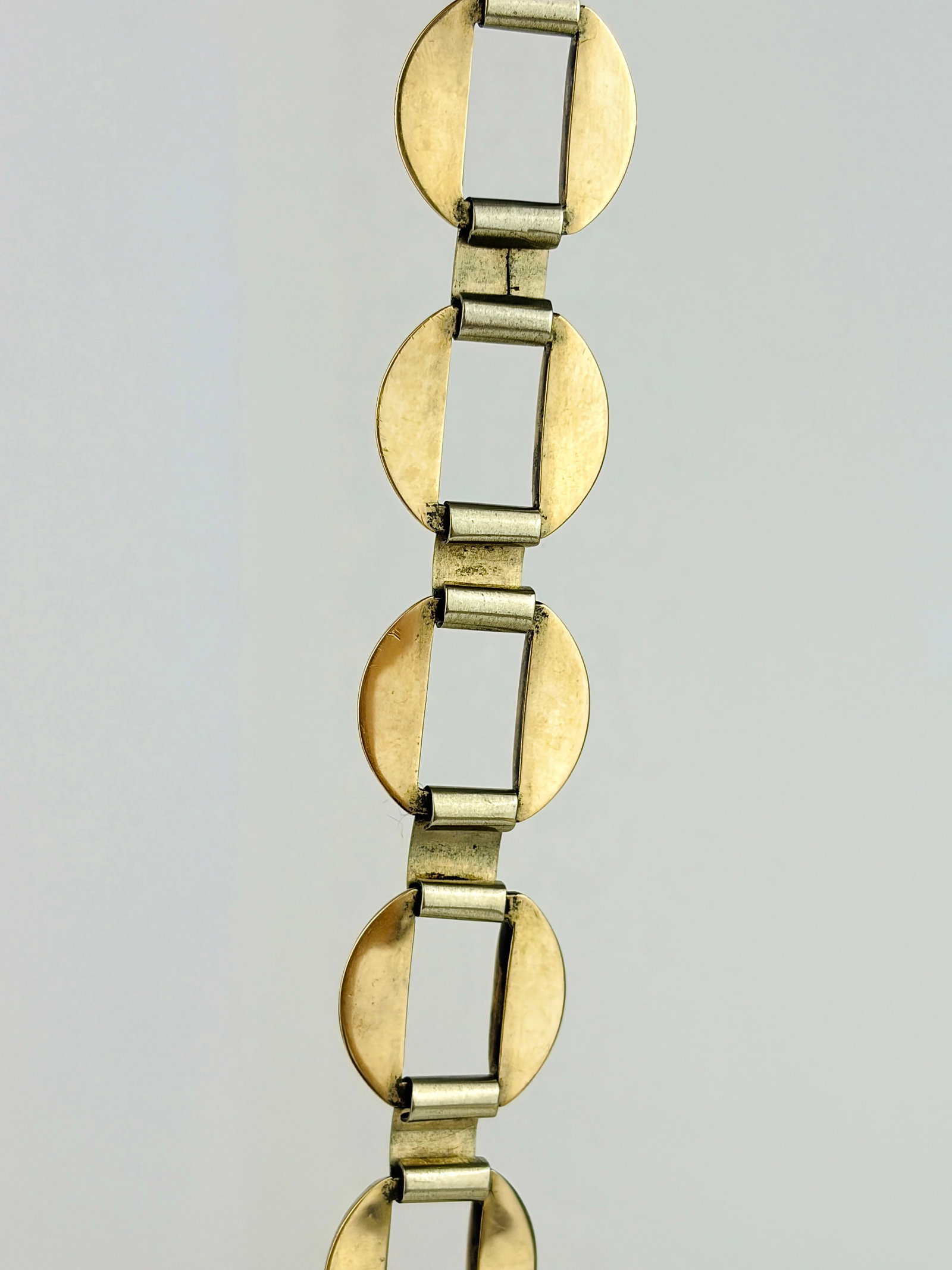 Incredible Art Deco Era 9ct Yellow and White Gold Two Tone Chunky Bracelet - 3