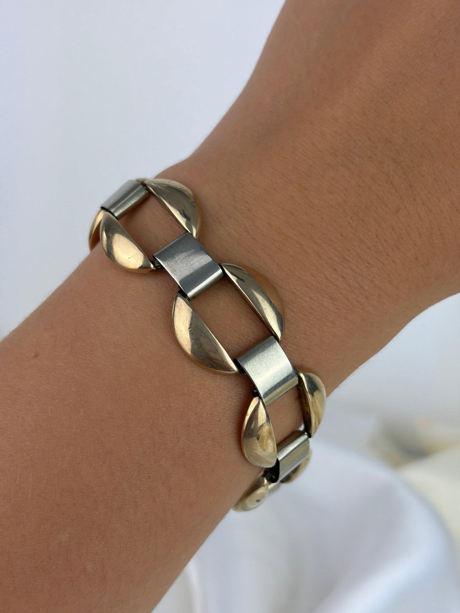Incredible Art Deco Era 9ct Yellow and White Gold Two Tone Chunky Bracelet - 7