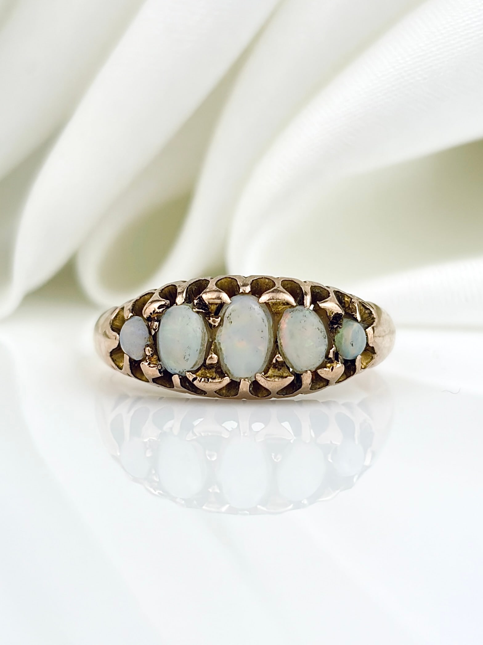 ANTIQUE CABOCHON OPAL 5 STONE RING IN GOLD: ANTIQUE CABOCHON OPAL 5 STONE RING IN GOLD Such beautiful opal stones in an open claw setting!