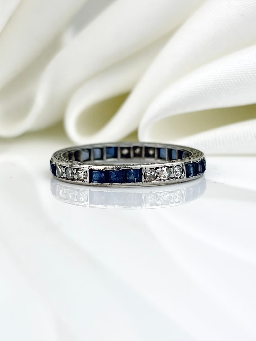 LOVELY ART DECO SAPPHIRE AND DIAMOND FULL ETERNITY BAND RING: LOVELY ART DECO SAPPHIRE AND DIAMOND FULL ETERNITY BAND RING Gorgeous art deco band ring!