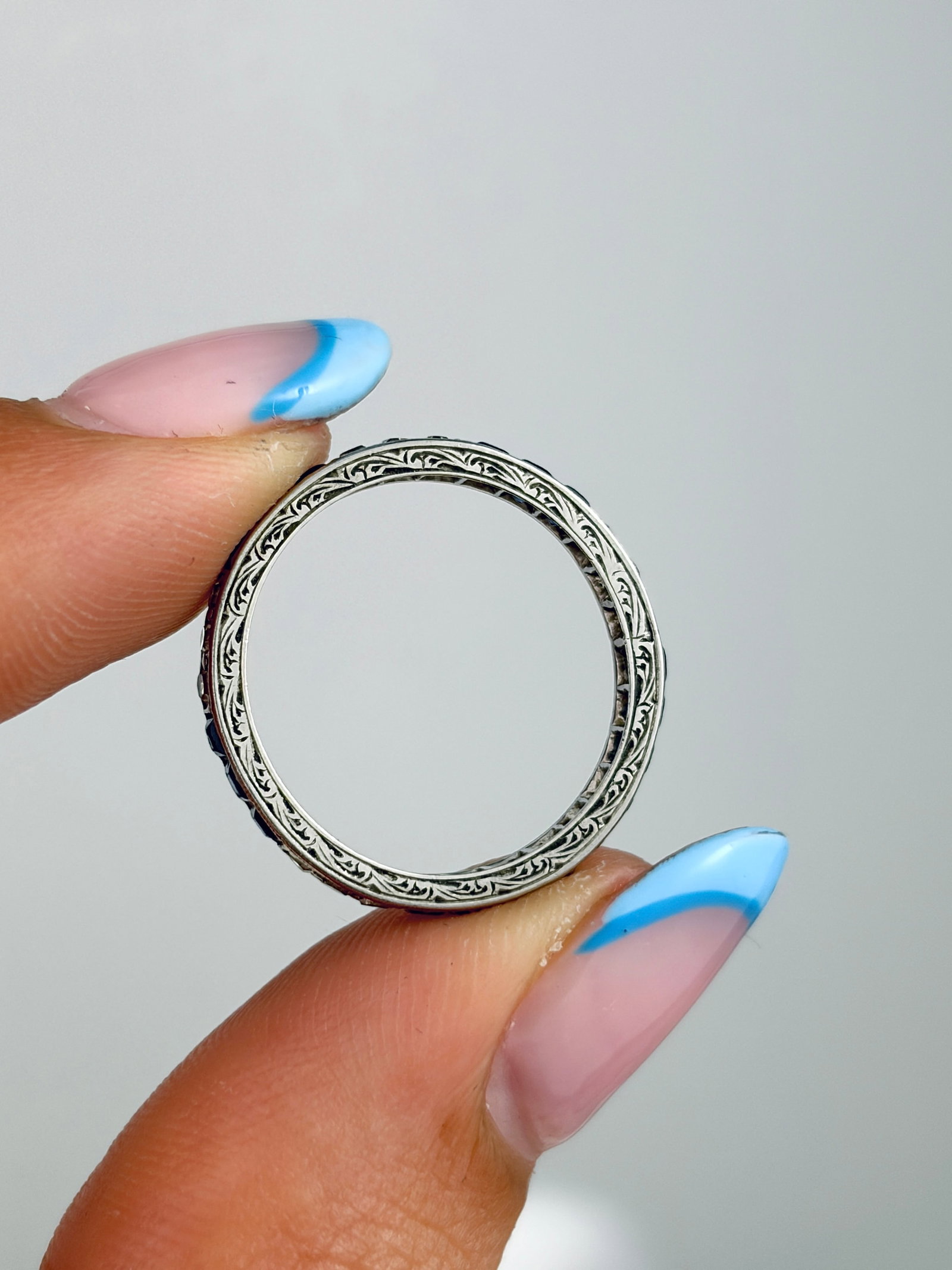 LOVELY ART DECO SAPPHIRE AND DIAMOND FULL ETERNITY BAND RING - 5