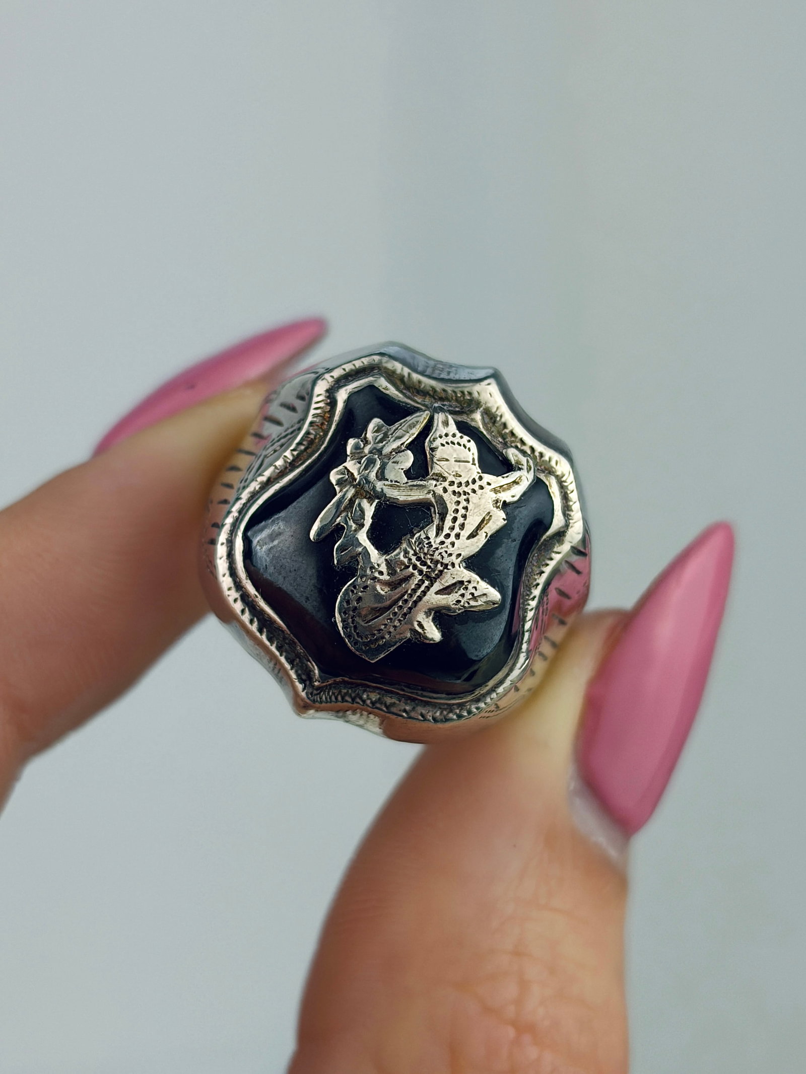 VINTAGE HEMATITE STERLING SILVER SIAM DANCER STATEMENT RING - 4