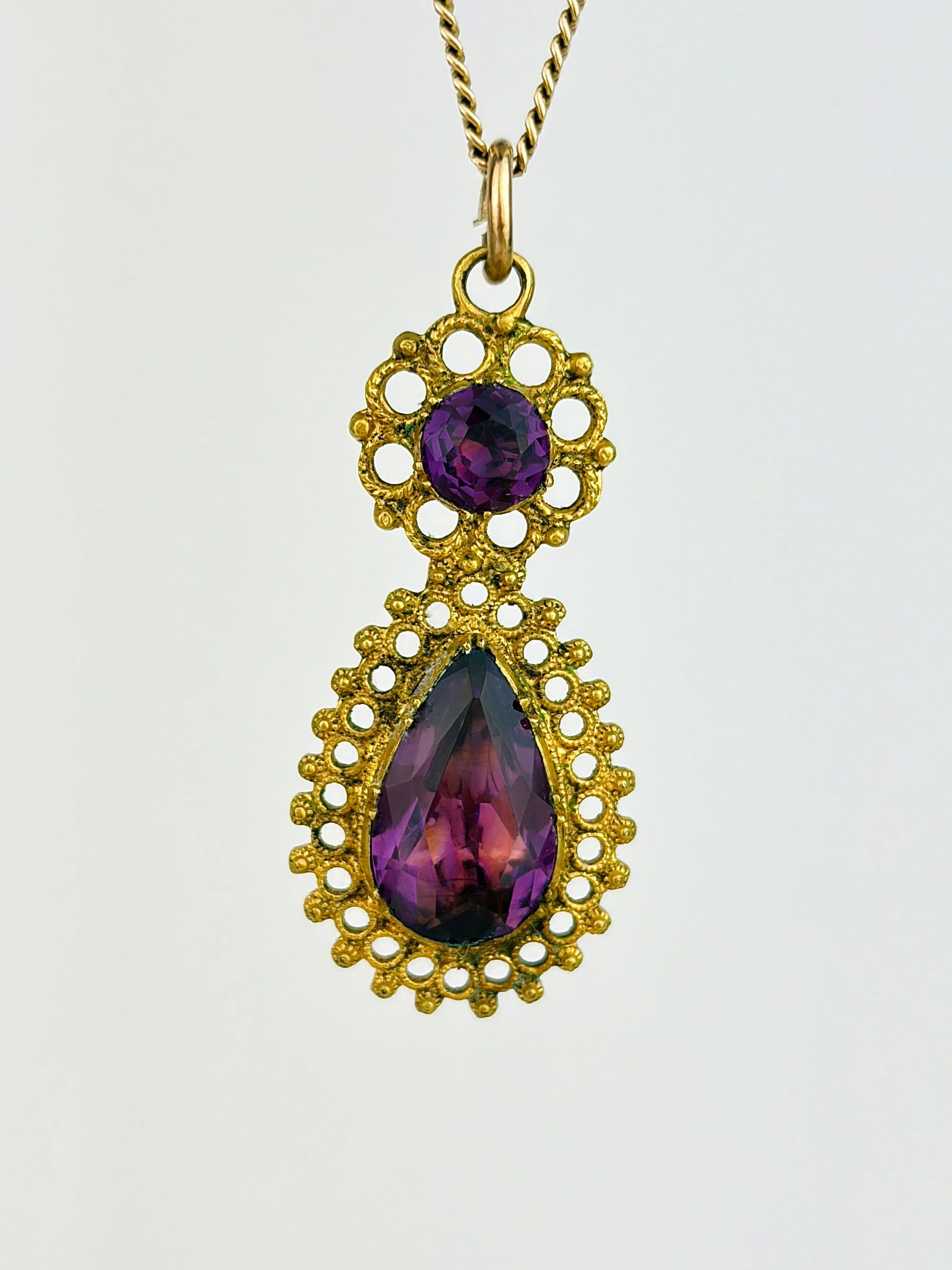 Antique Purple Paste Pendant: Antique Purple Paste Pendant
