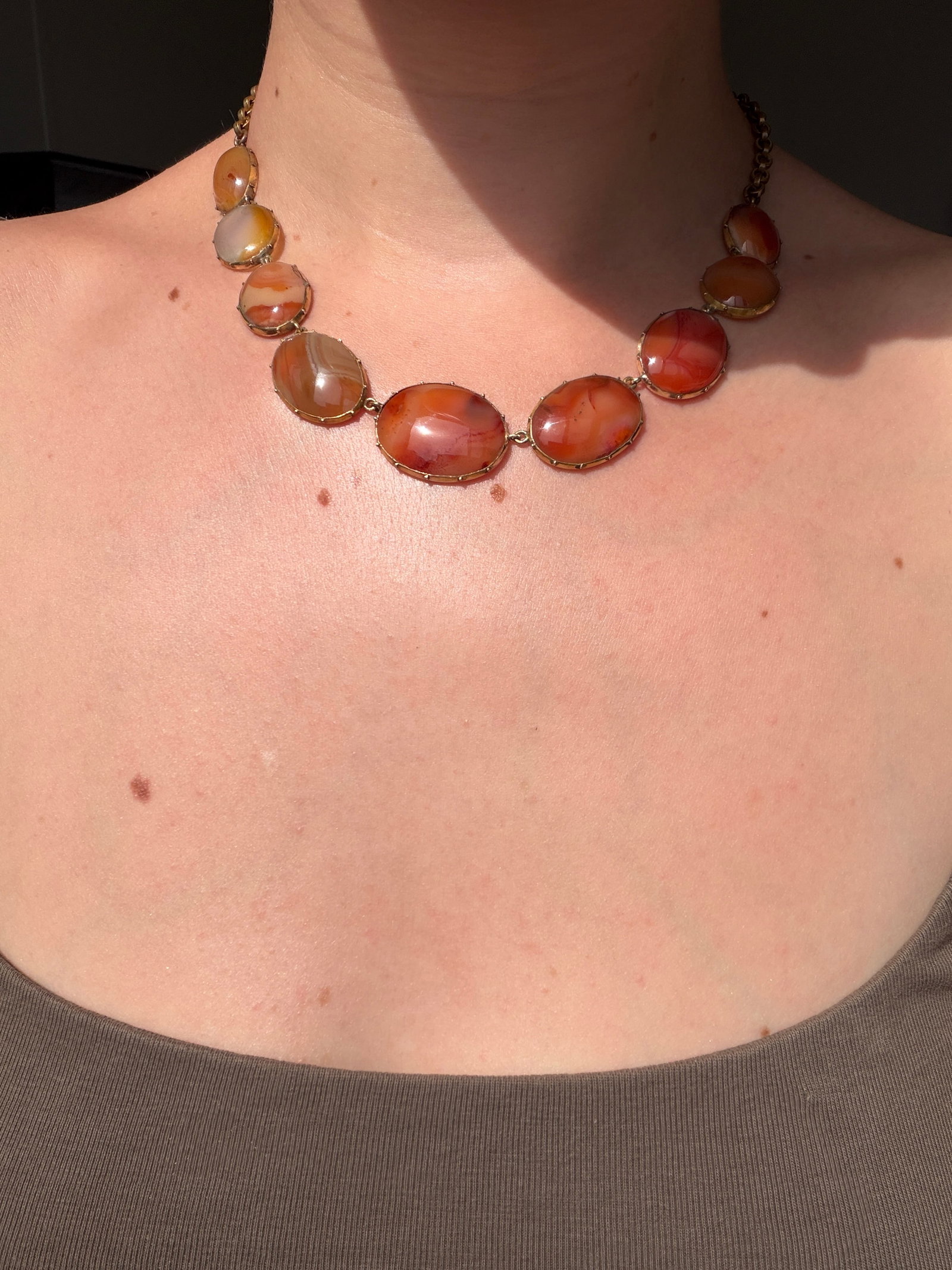 ANTIQUE CHUNKY AGATE NECKLACE IN GILT METAL - 3