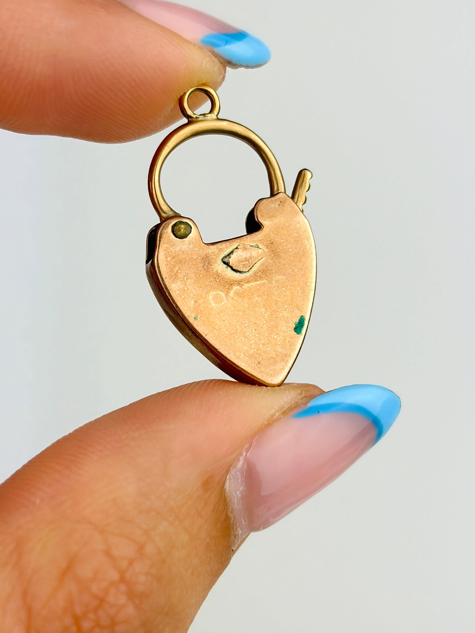 ANTIQUE 9CT GOLD OPENING HEART PADLOCK CHARM/PENDANT - 3