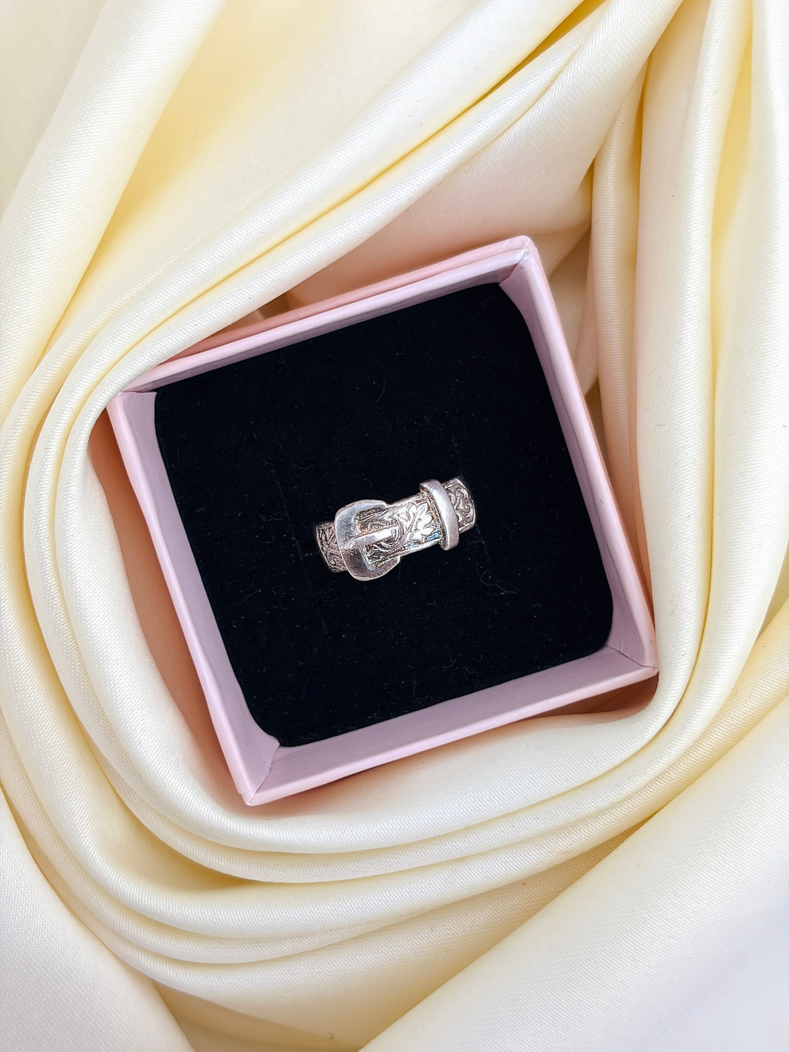 Vintage Silver Engraved Buckle Ring - 9