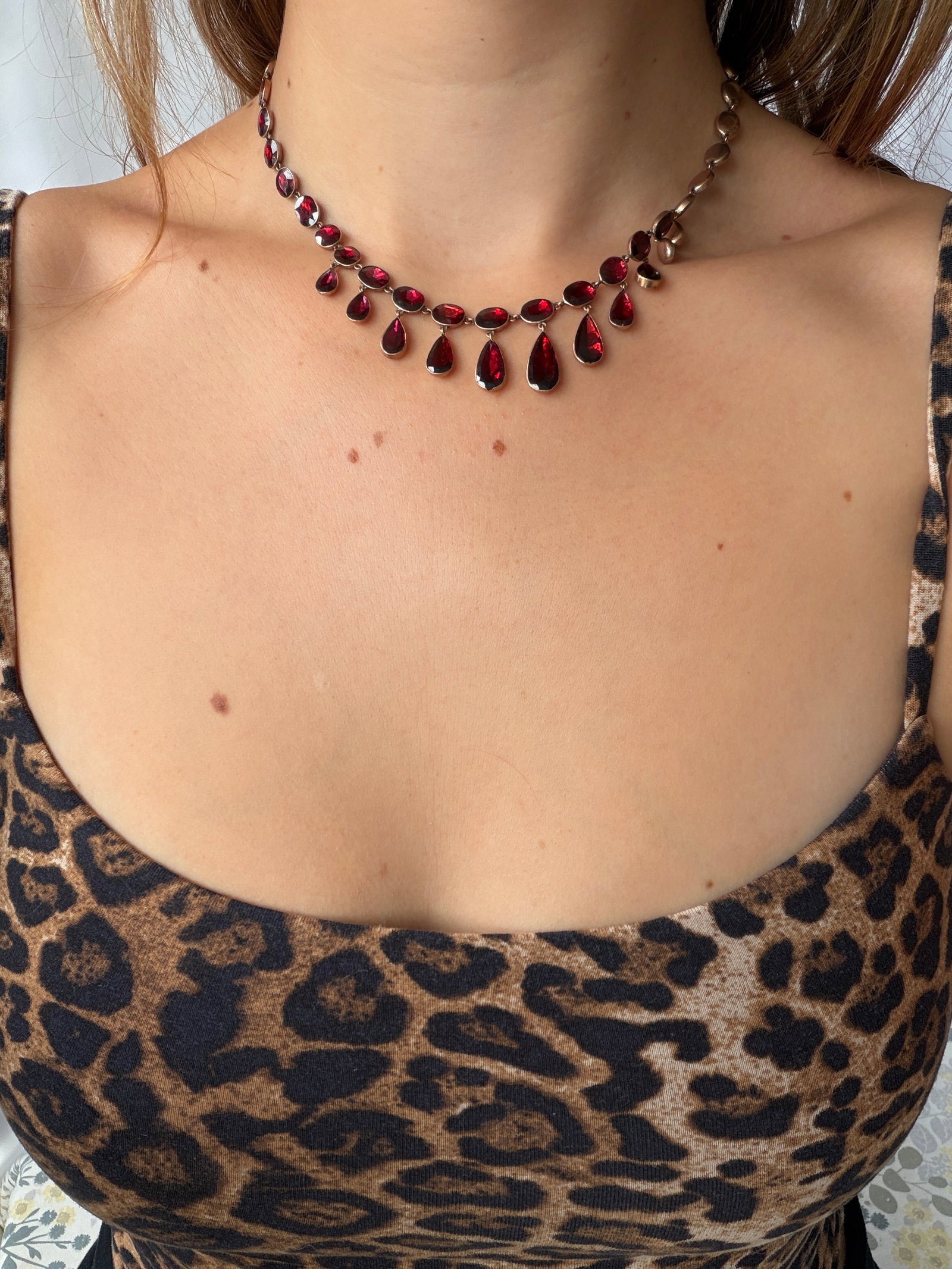 Incredible Antique Garnet Fringe Riviere Necklace in 9ct Gold - 3