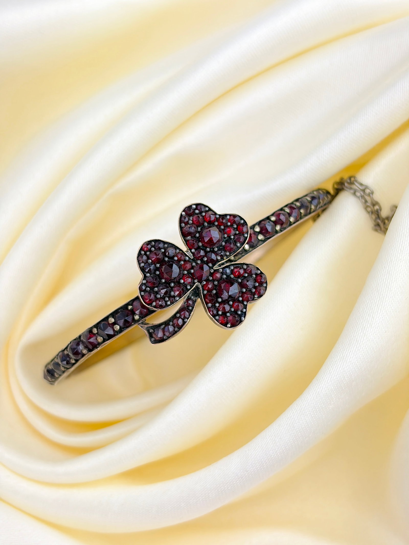 ANTIQUE BOHEMIAN GARNET PANSY BANGLE BRACELET - 6