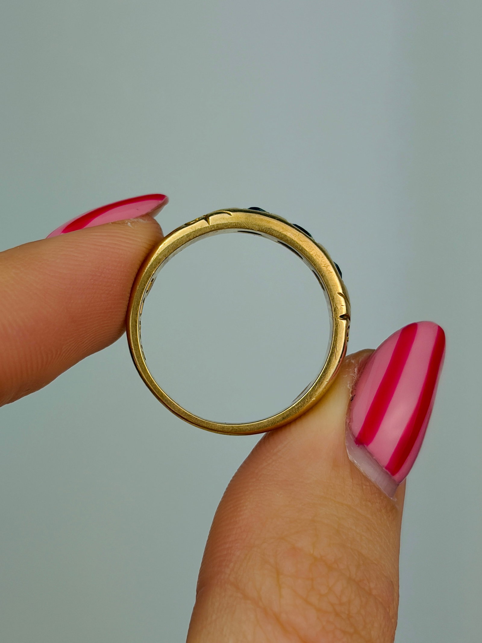 antique chunky sapphire 3 stone ring in 18ct yellow gold - 5