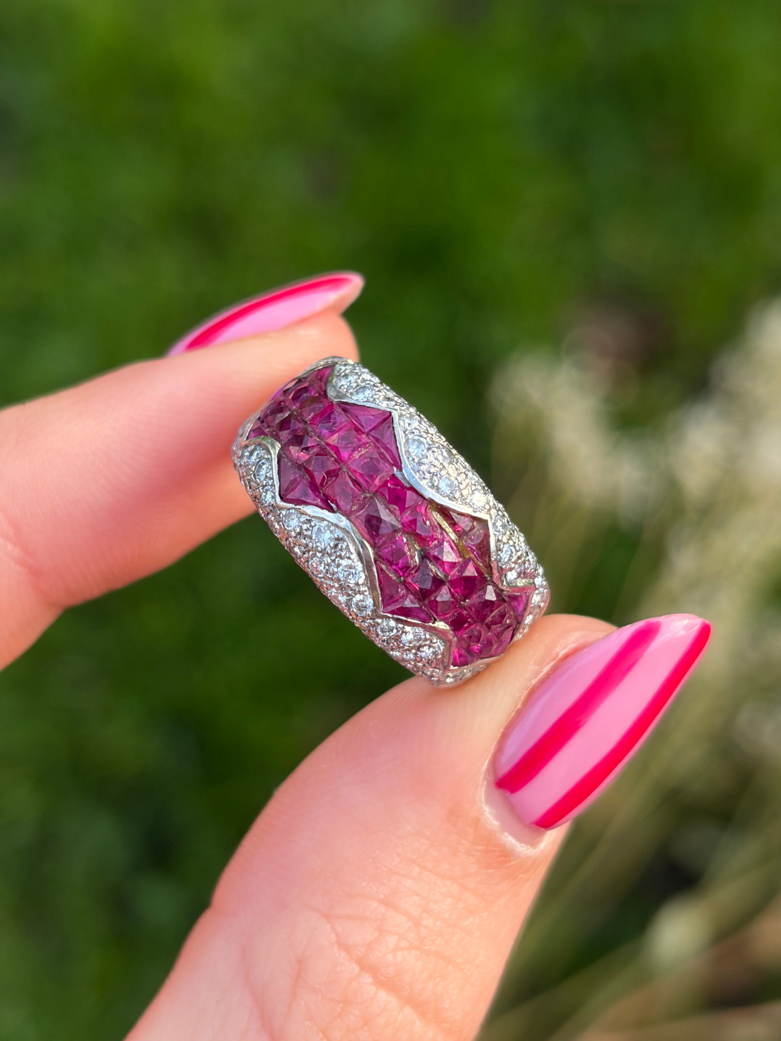 heavy 18ct white gold ruby and diamond ring - 9