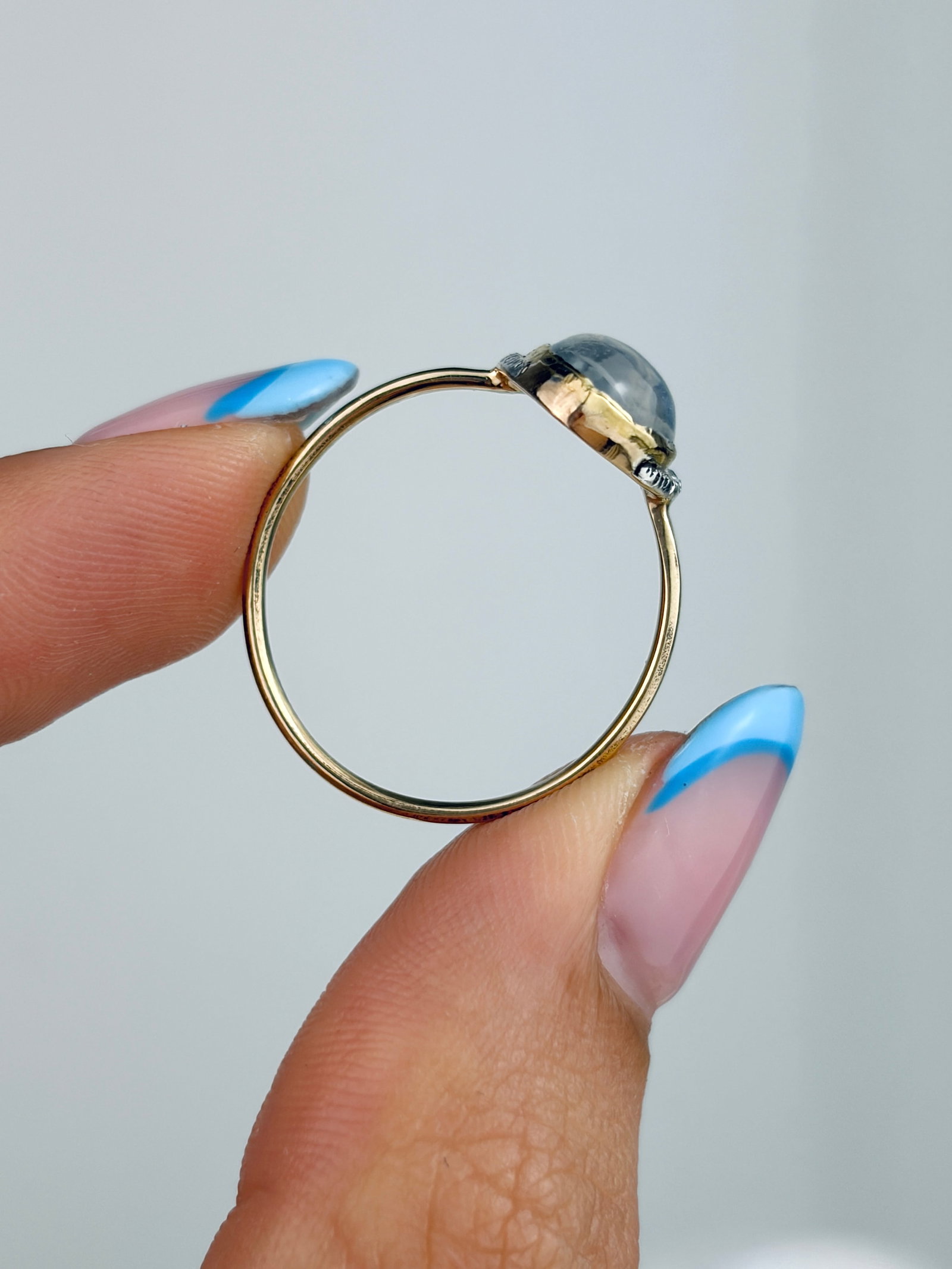 ANTIQUE 15CT YELLOW GOLD MOONSTONE AND DIAMOND HEART HALO RING - 6