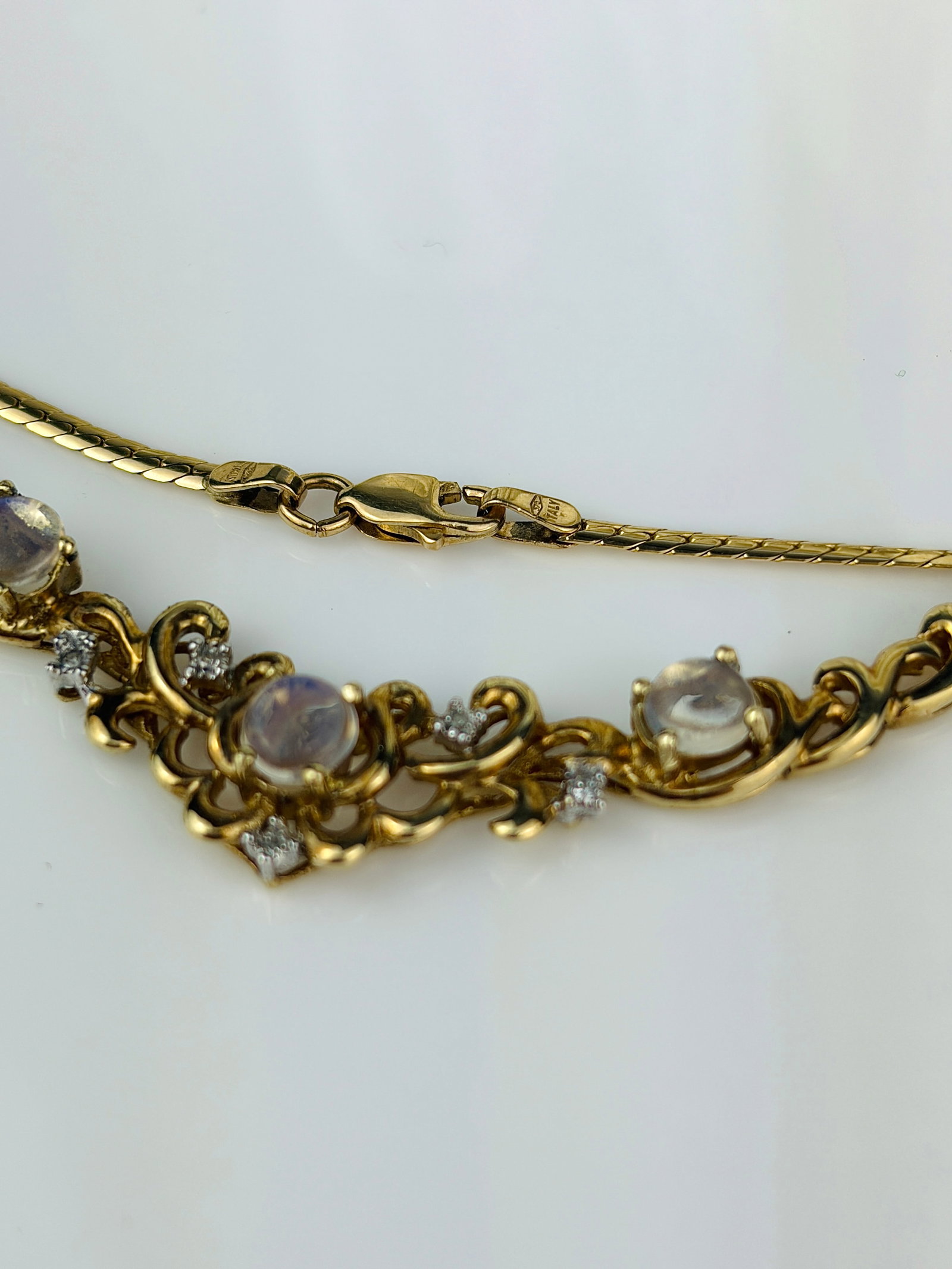 moonstone and diamond 9ct gold necklace - 3