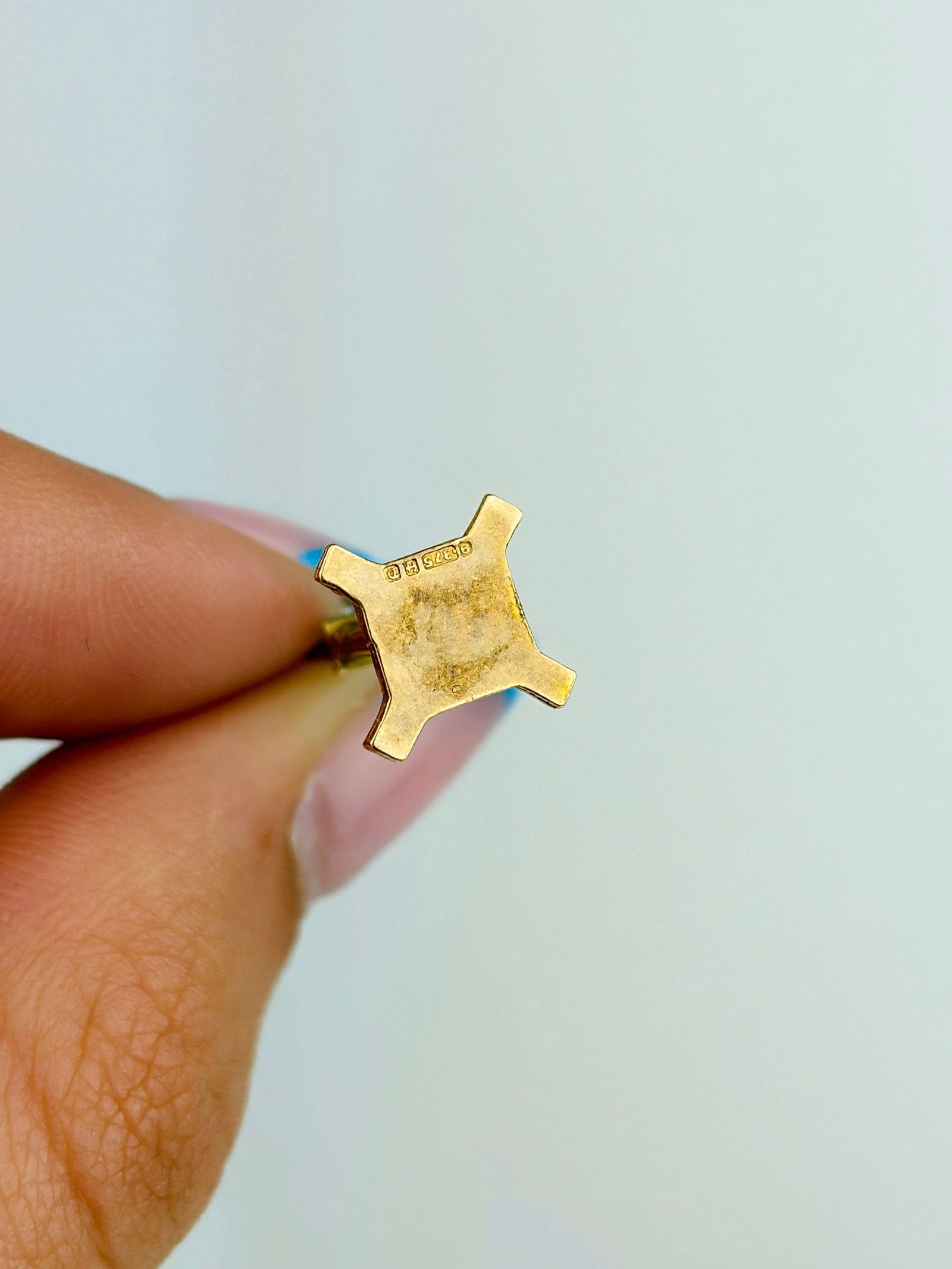 VINTAGE 9CT GOLD NELSON'S COLUMN CHARM - 2