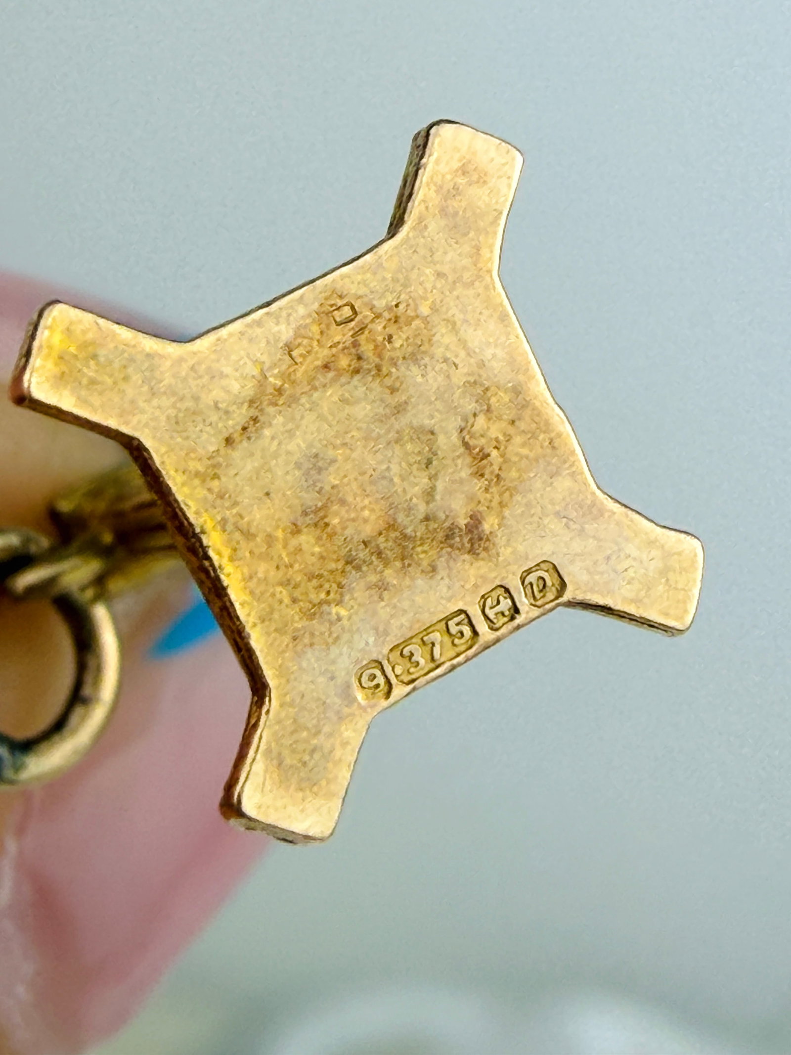 VINTAGE 9CT GOLD NELSON'S COLUMN CHARM - 4