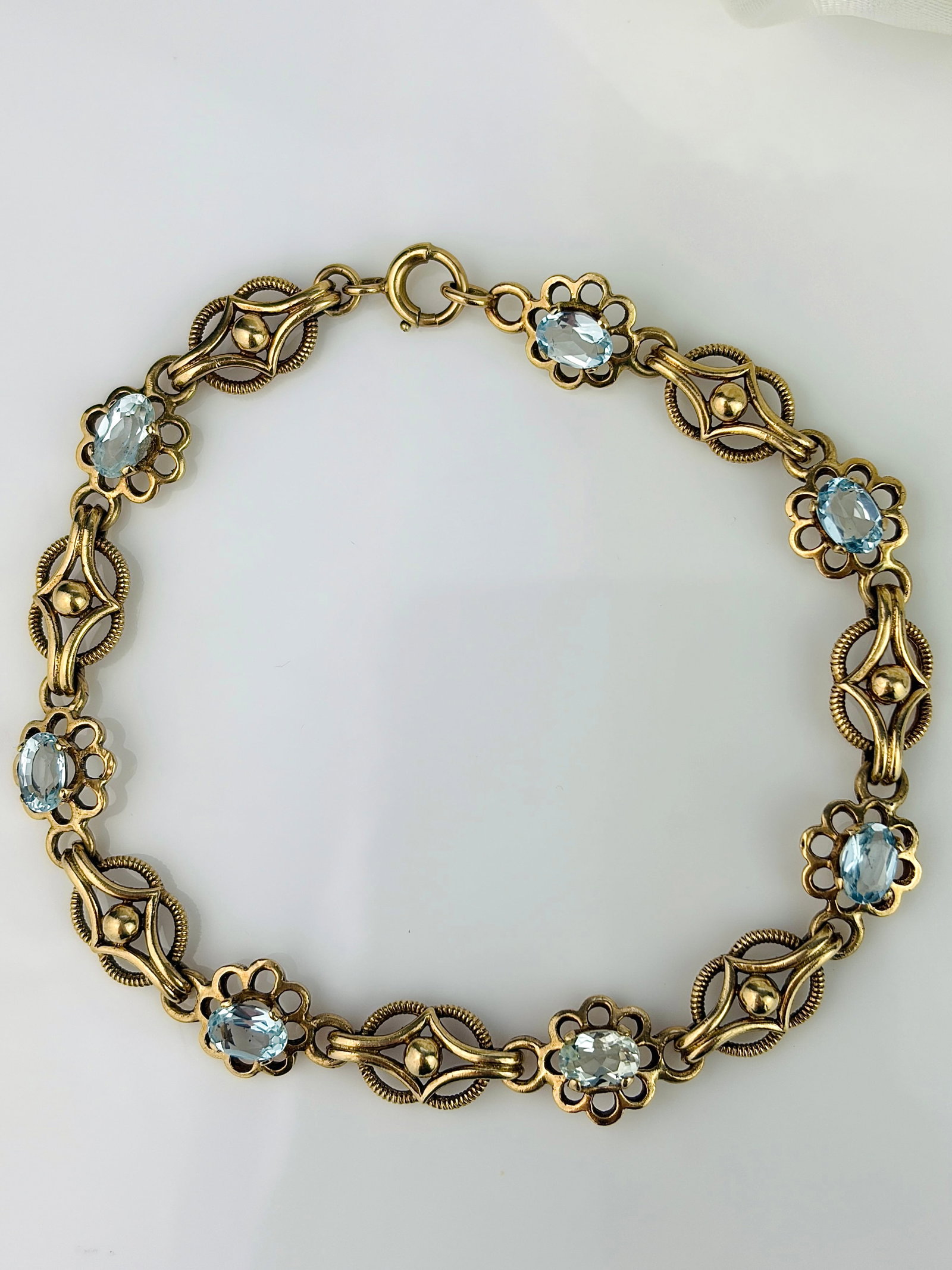 WONDERFUL 9CT GOLD AQUAMARINE BRACELET - 5