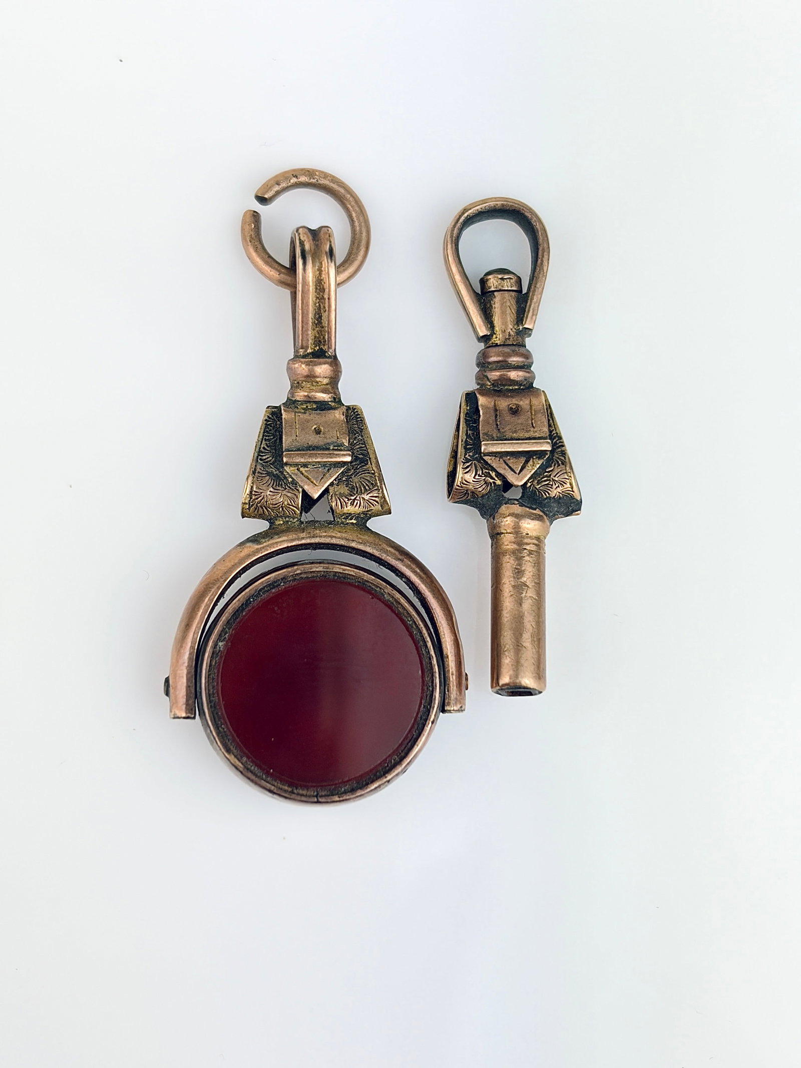 ANTIQUE 9CT GOLD WATCH KEY AND SPINNING FOB SEAL PENDANT - 2