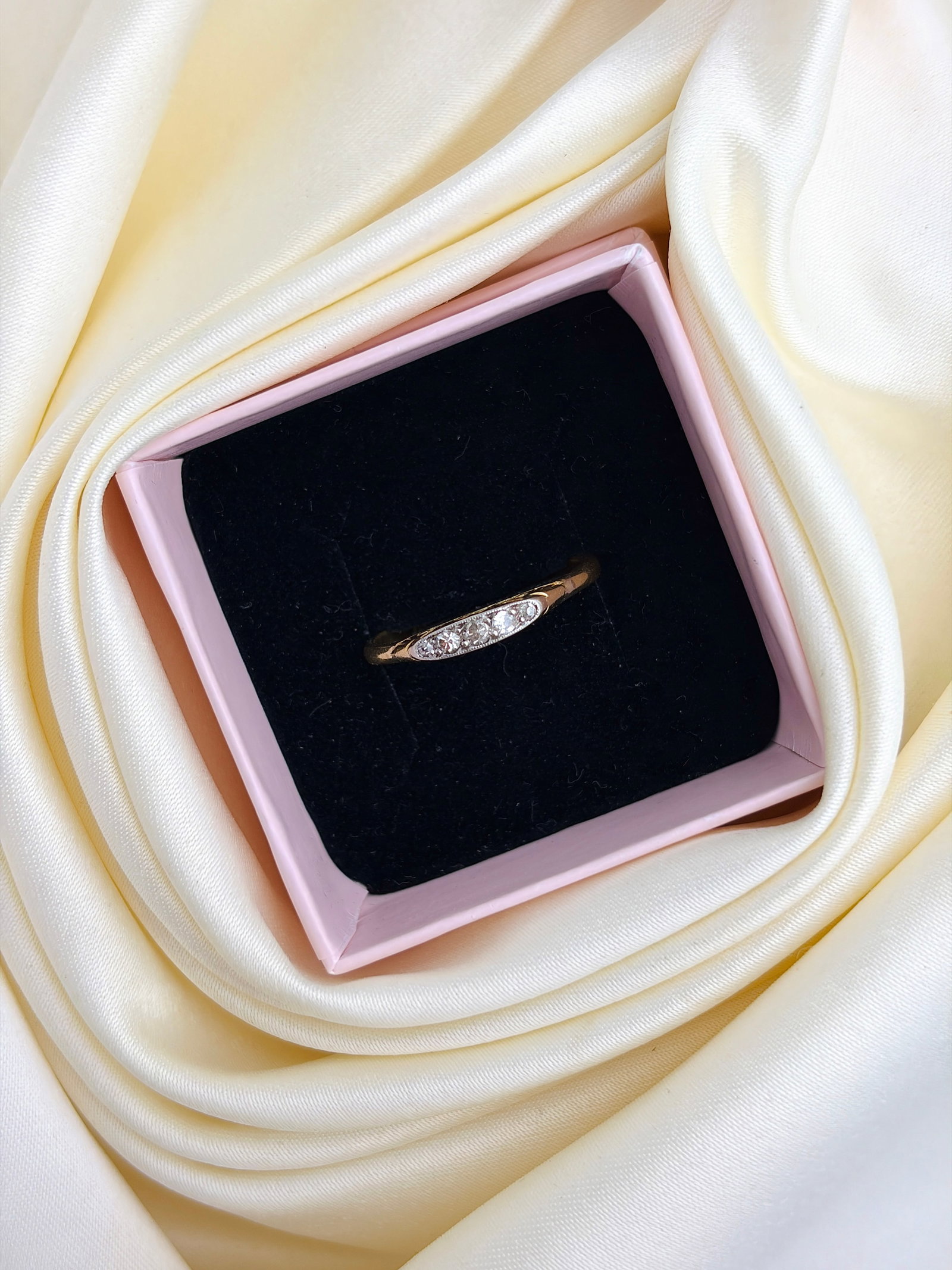 Antique 18ct Yellow Gold Diamond 5 Stone Boat Ring - 9