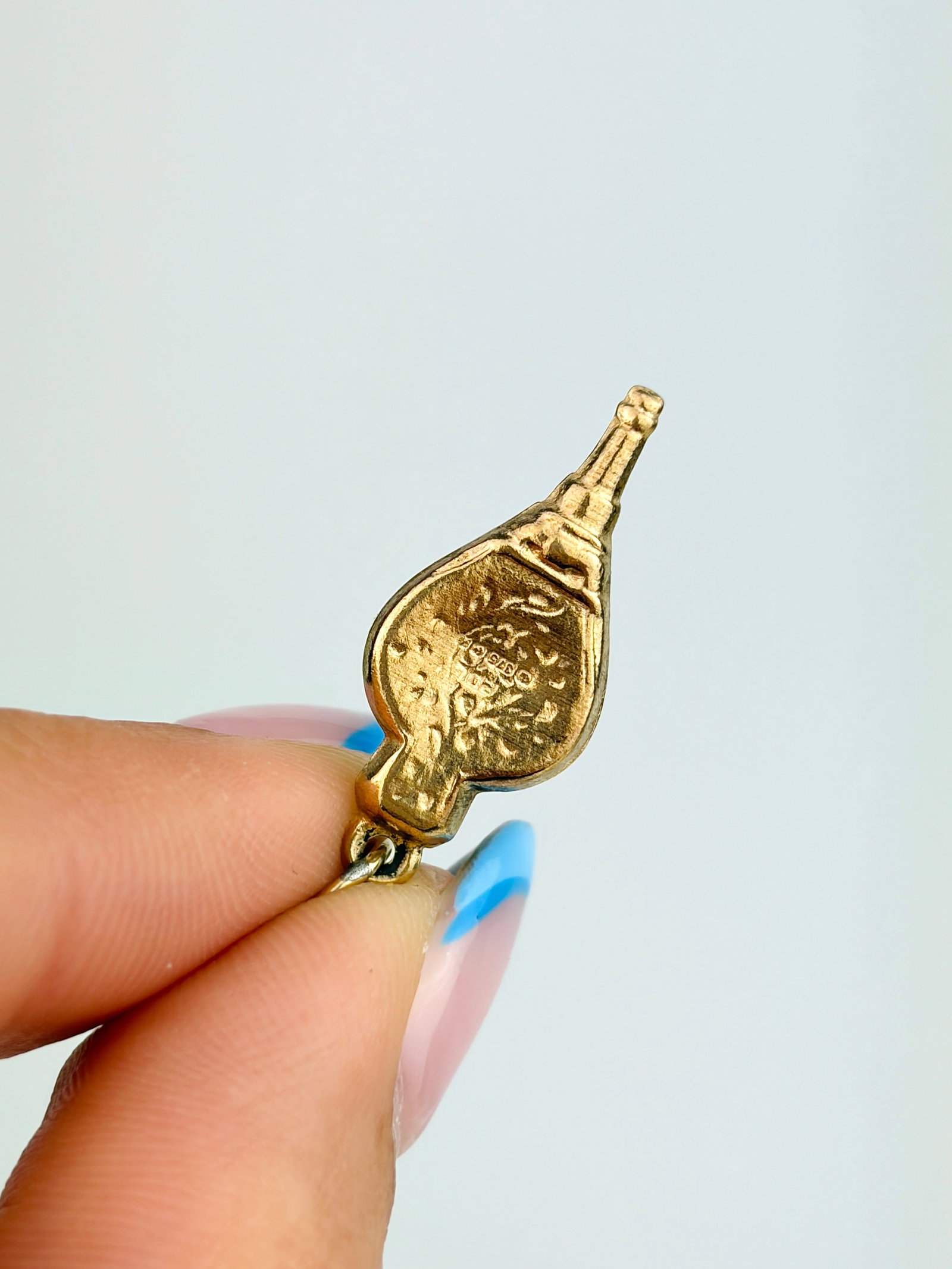 VINTAGE 9CT GOLD FIREPLACE BELLOWS CHARM - 3