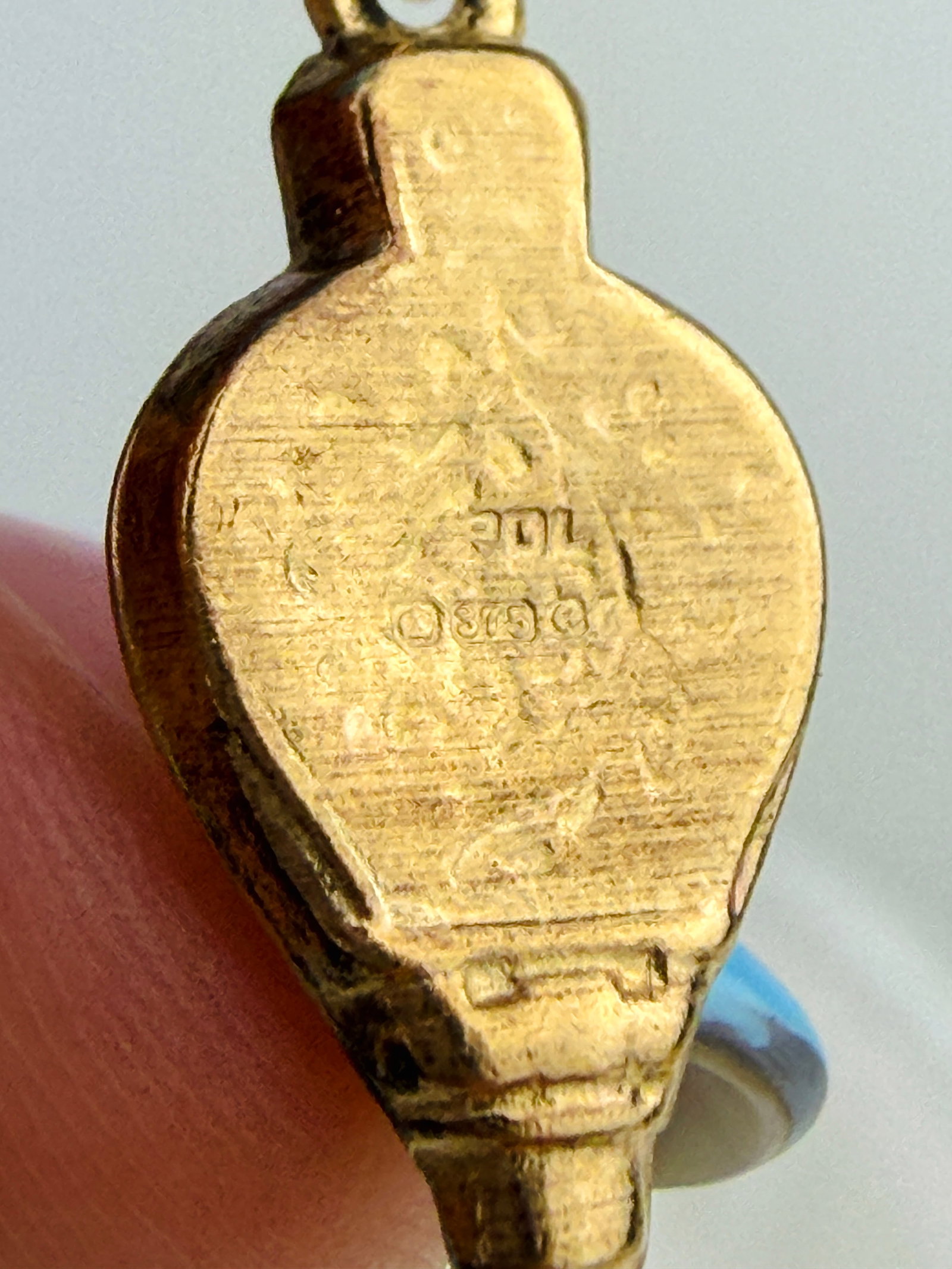 VINTAGE 9CT GOLD FIREPLACE BELLOWS CHARM - 5