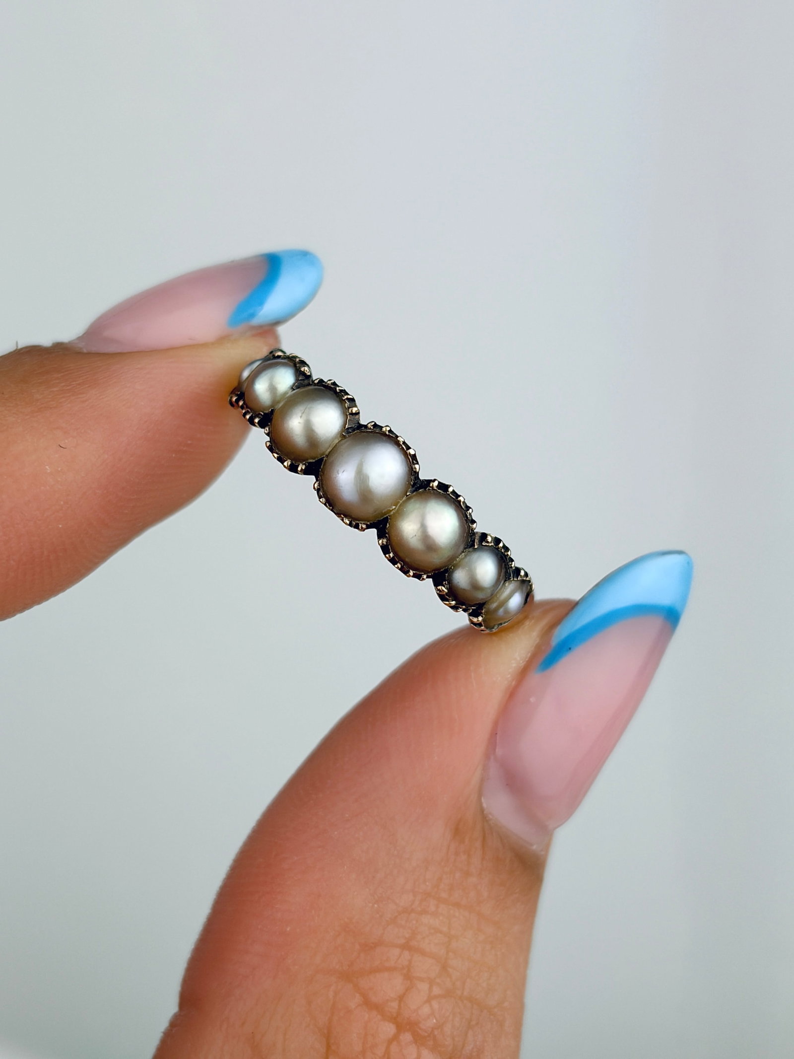 ANTIQUE GEORGIAN PEARL HALF HOOP RING IN GOLD - 5