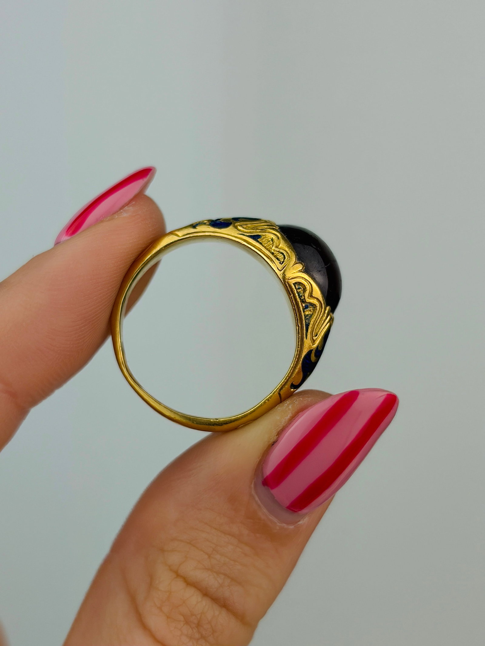 antique chunky cabochon garnet and enamel gold ring - 6