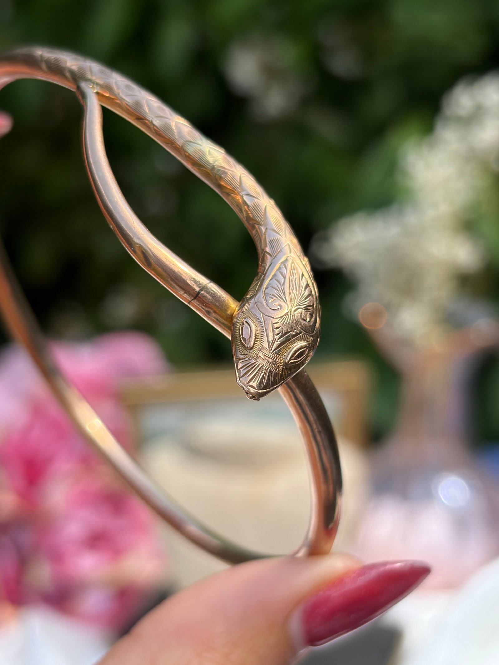 ANTIQUE 9CT GOLD WIDE SNAKE ARM BANGLE/ BRACELET - 8