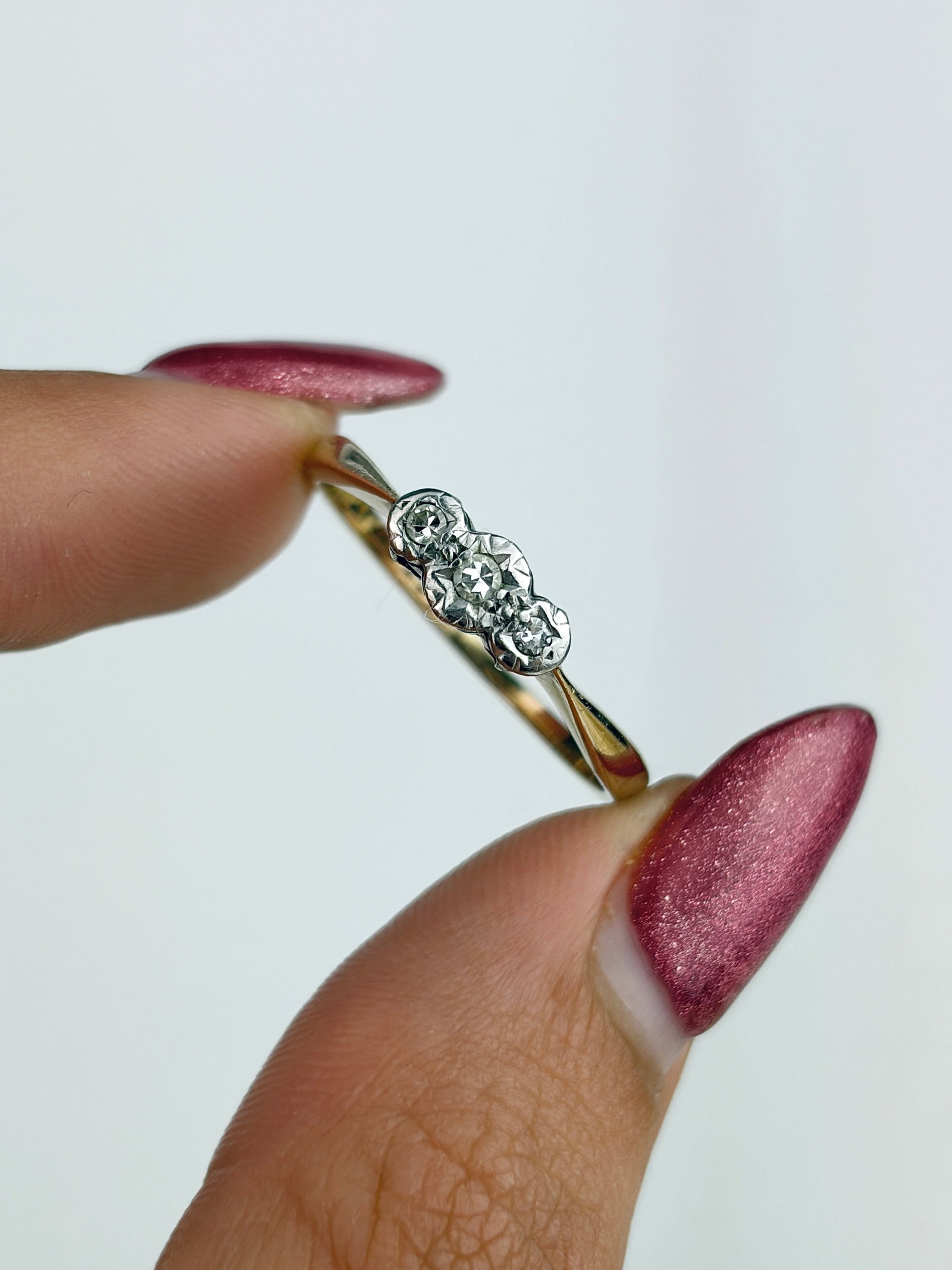 Antique Art Deco 9ct Gold and Platinum Illusion Set Diamond 3 Stone Ring - 5