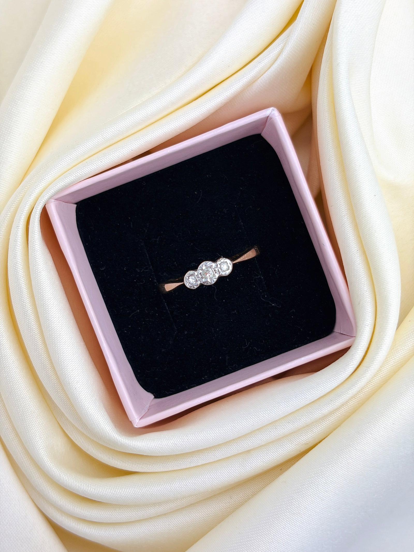 Antique Art Deco 9ct Gold and Platinum Illusion Set Diamond 3 Stone Ring - 9