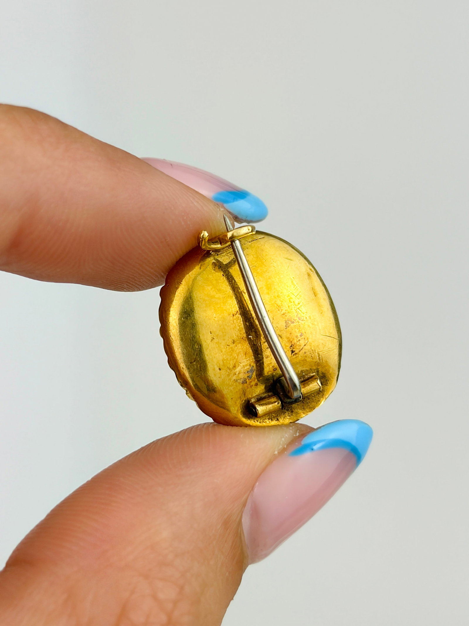 ANTIQUE GEORGAIN FOILED TOPAZ AND PEARL BROOCH IN GOLD - 3