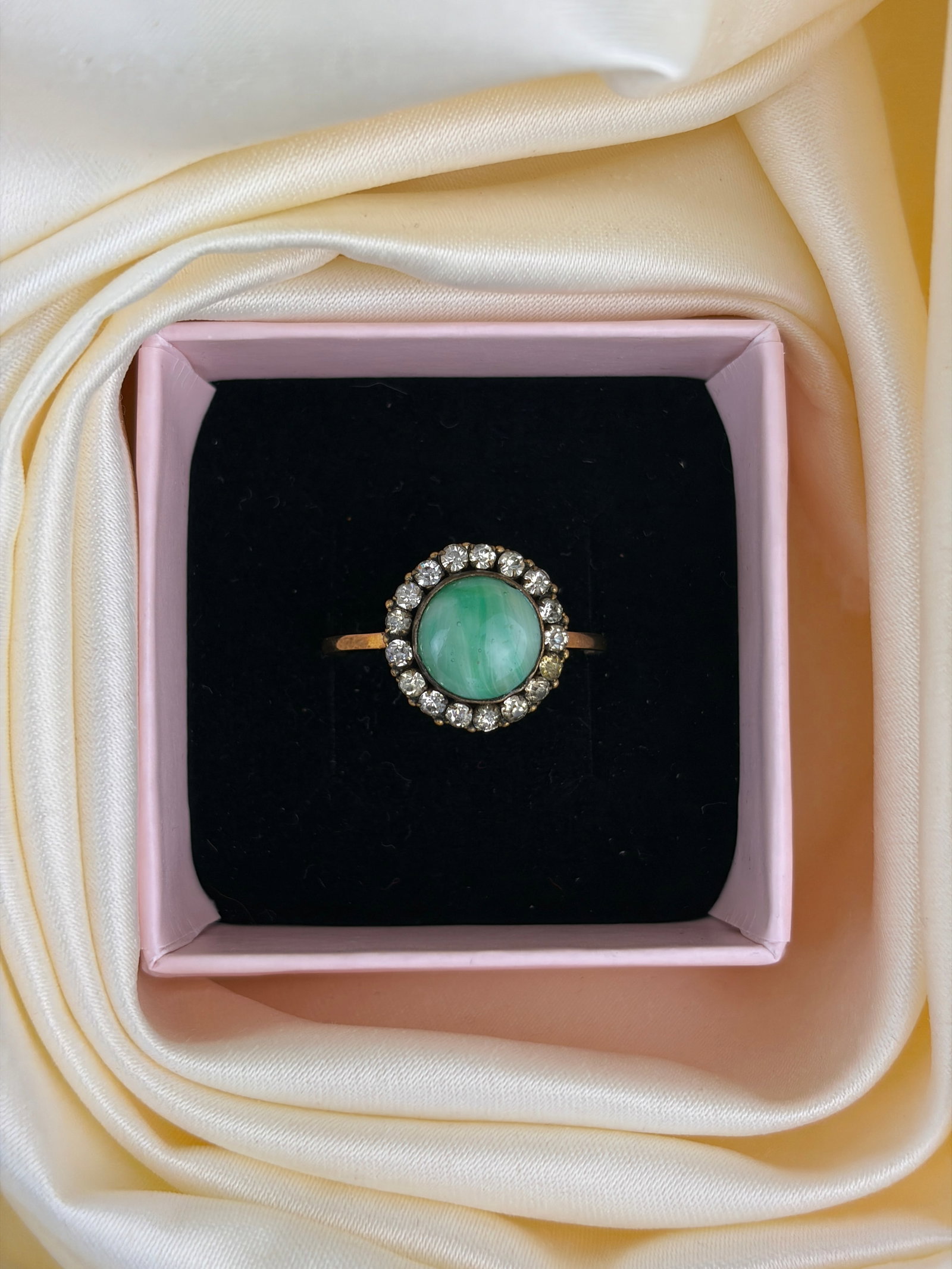 antique 9ct gold cluster ring - 7