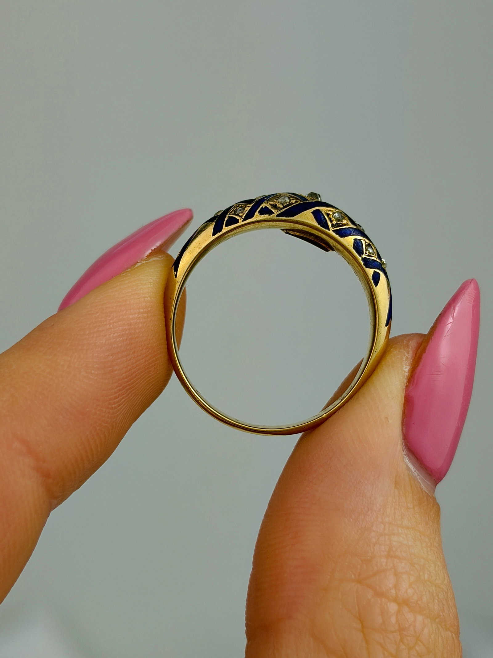 ANTIQUE GEORGIAN 18CT YELLOW GOLD DIAMOND AND BLUE ENAMEL RING with LOCKET - 6