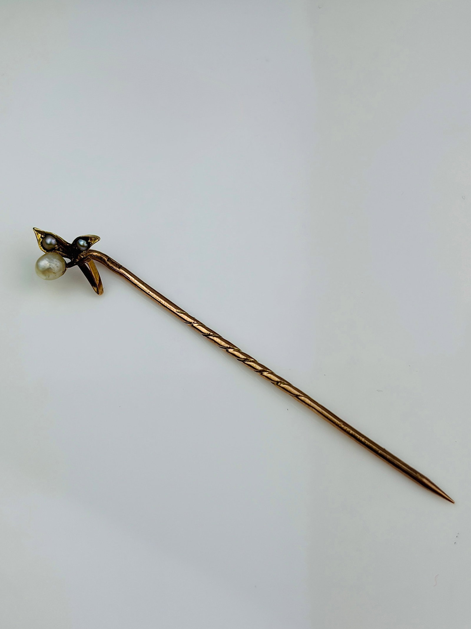 sweet 9ct gold pearl stick pin brooch - 4