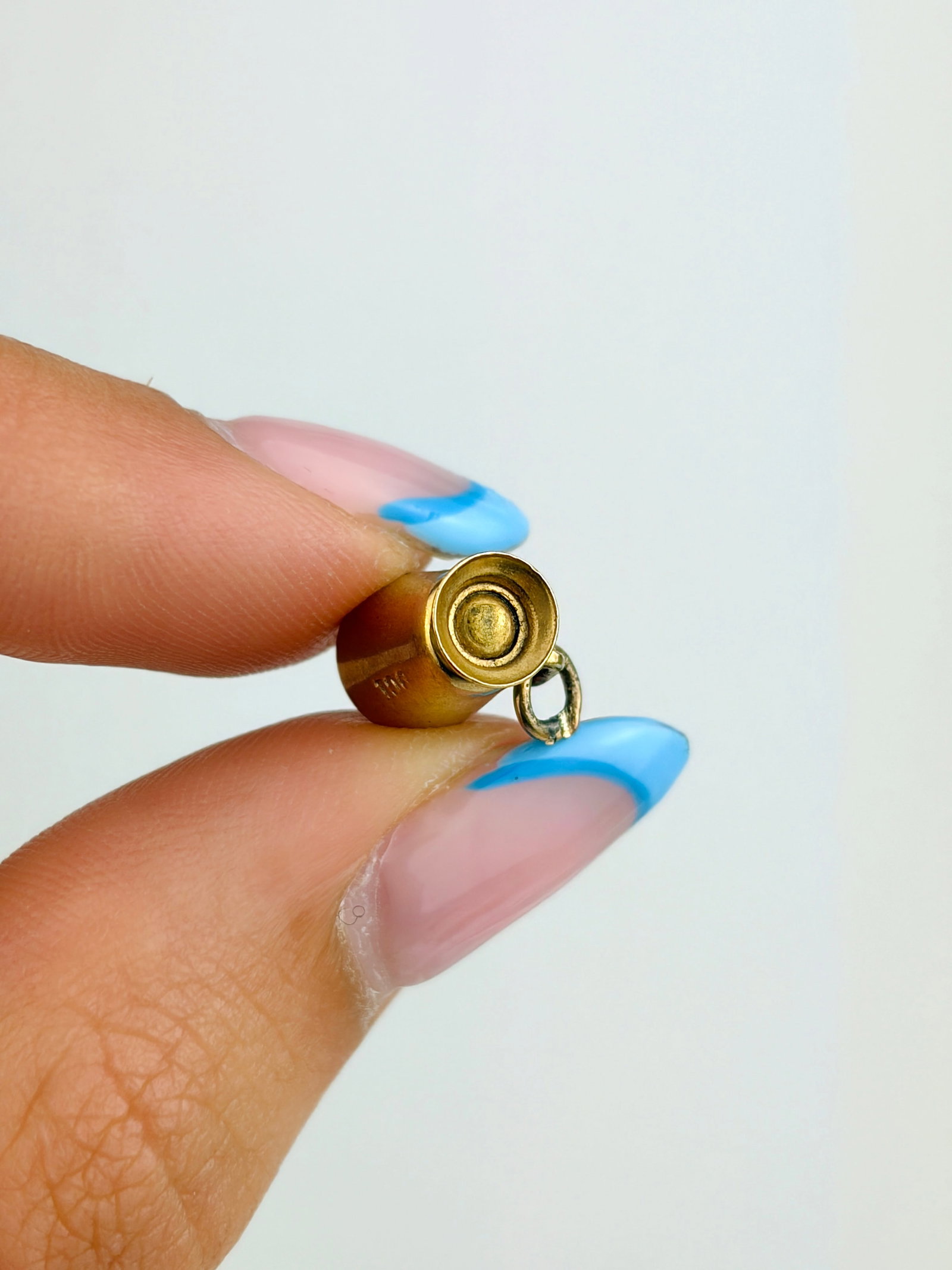 VINTAGE 9CT GOLD MUG CHARM - 3