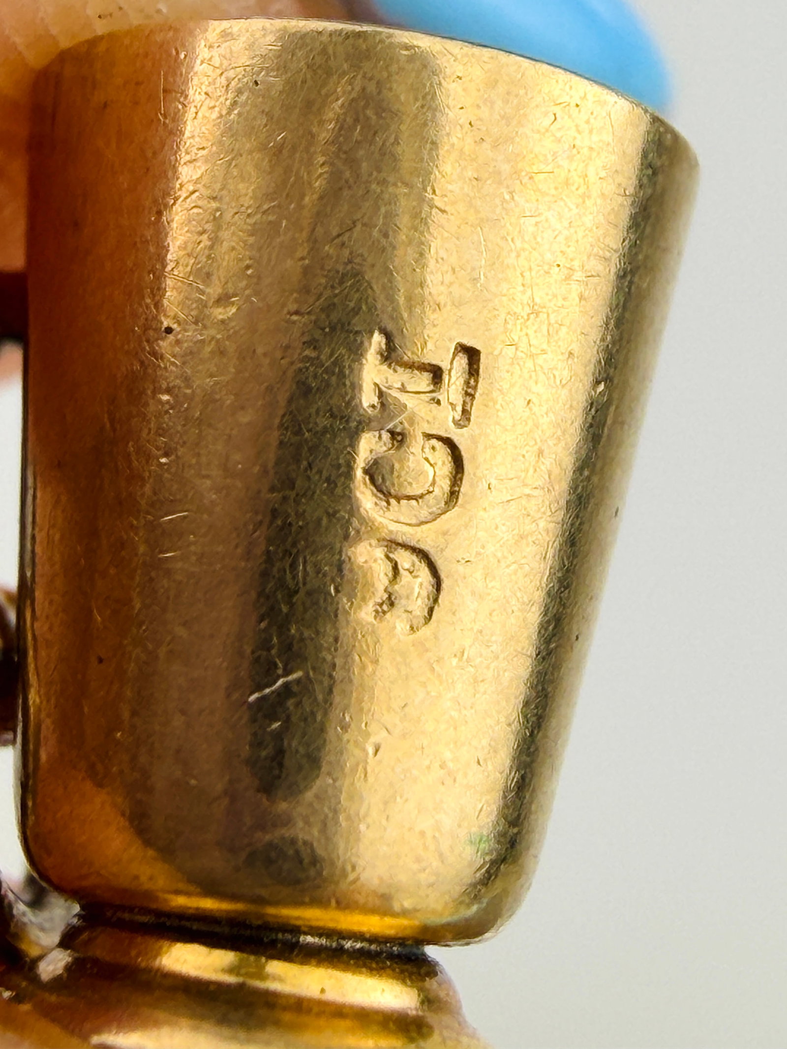 VINTAGE 9CT GOLD MUG CHARM - 5