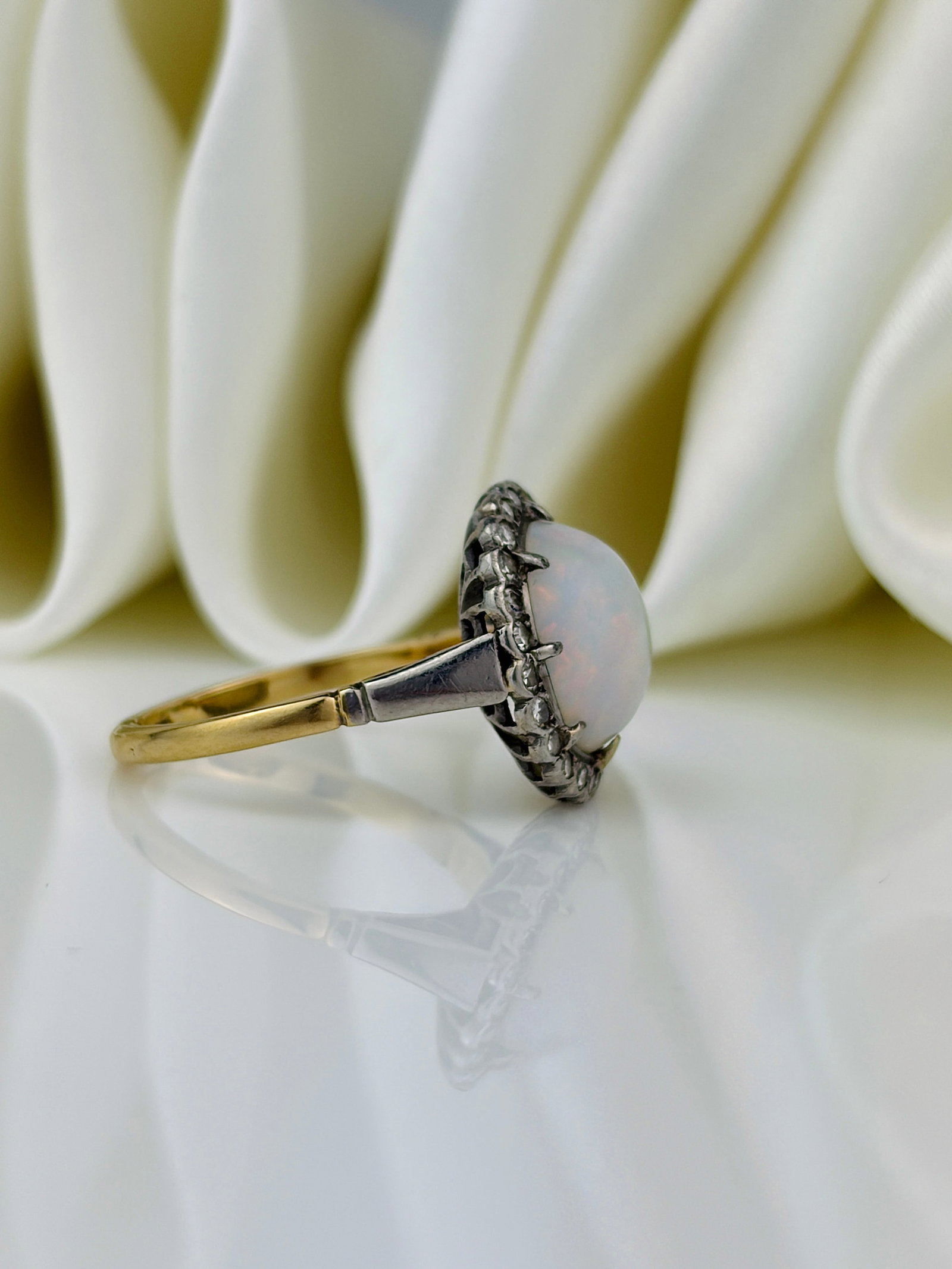 vintage 18ct gold opal and diamond halo ring - 2
