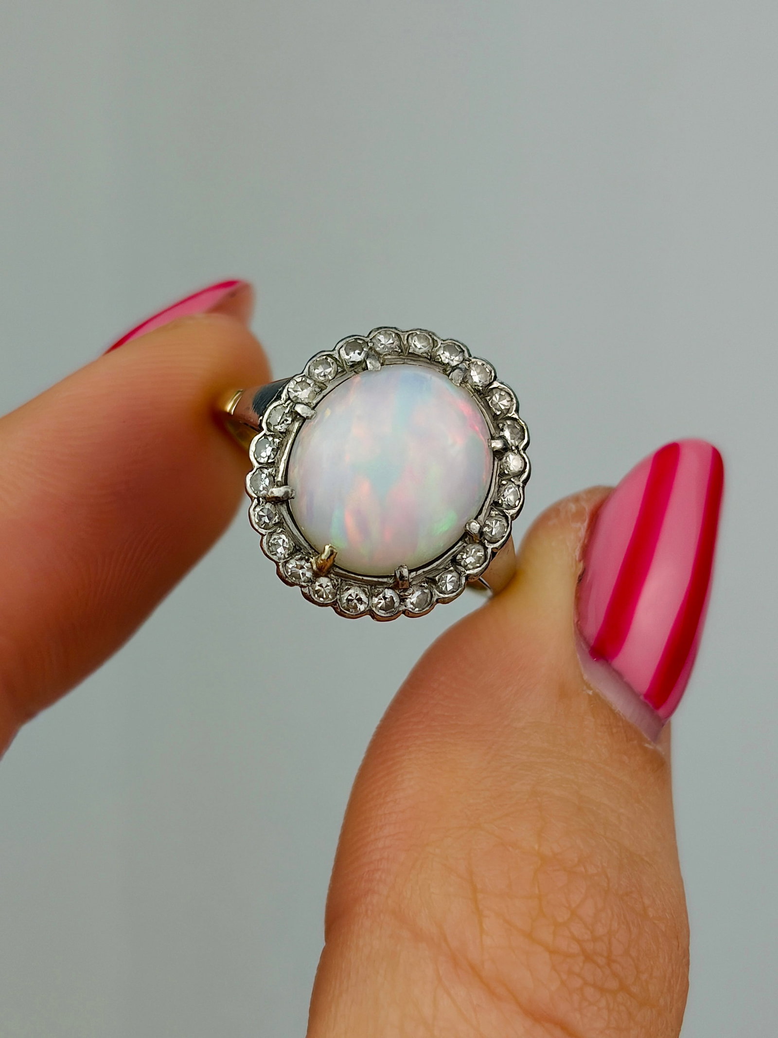vintage 18ct gold opal and diamond halo ring - 5