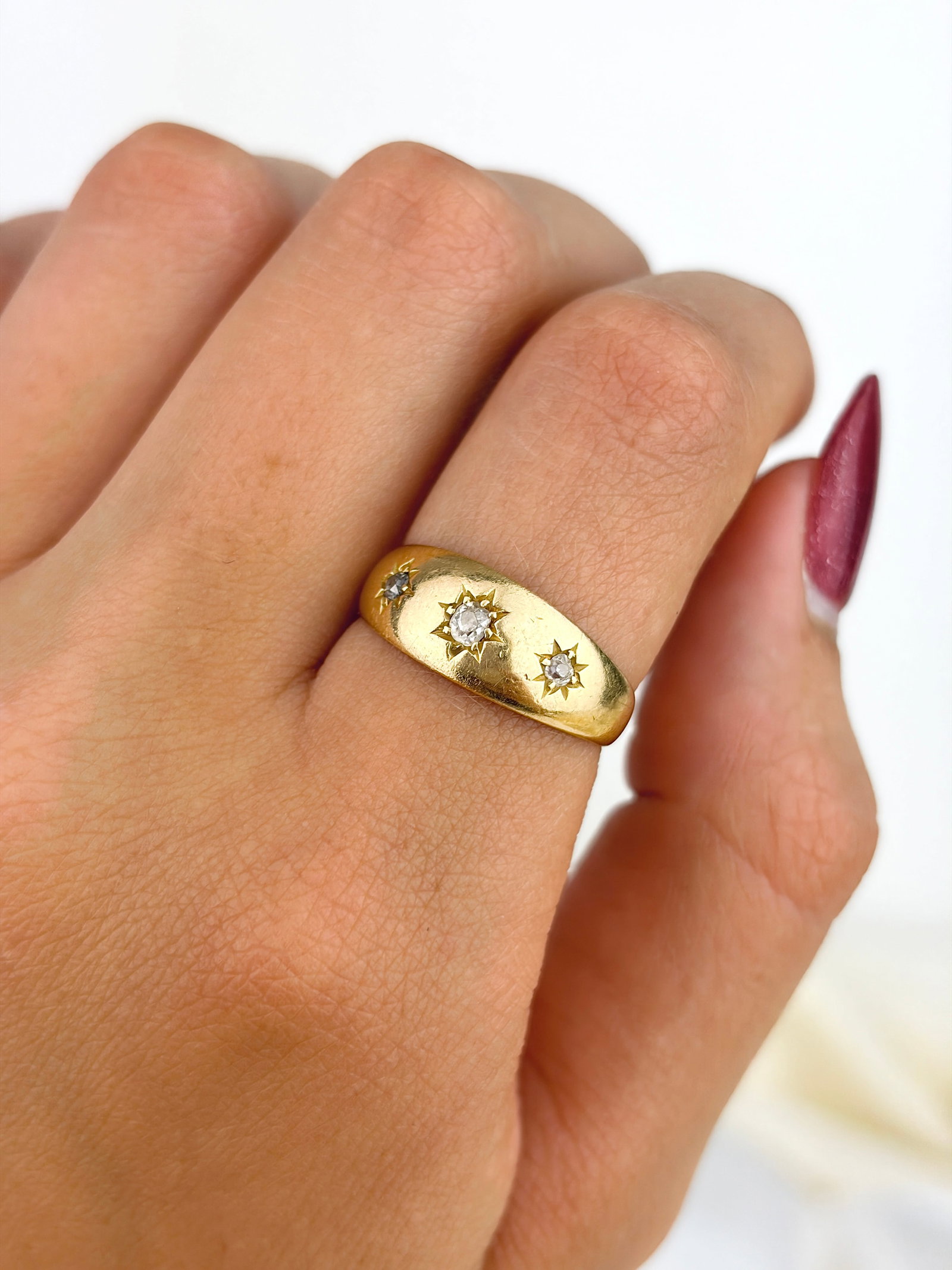 Antique 18ct Yellow Gold Diamond Star 3 Stone Ring - 8