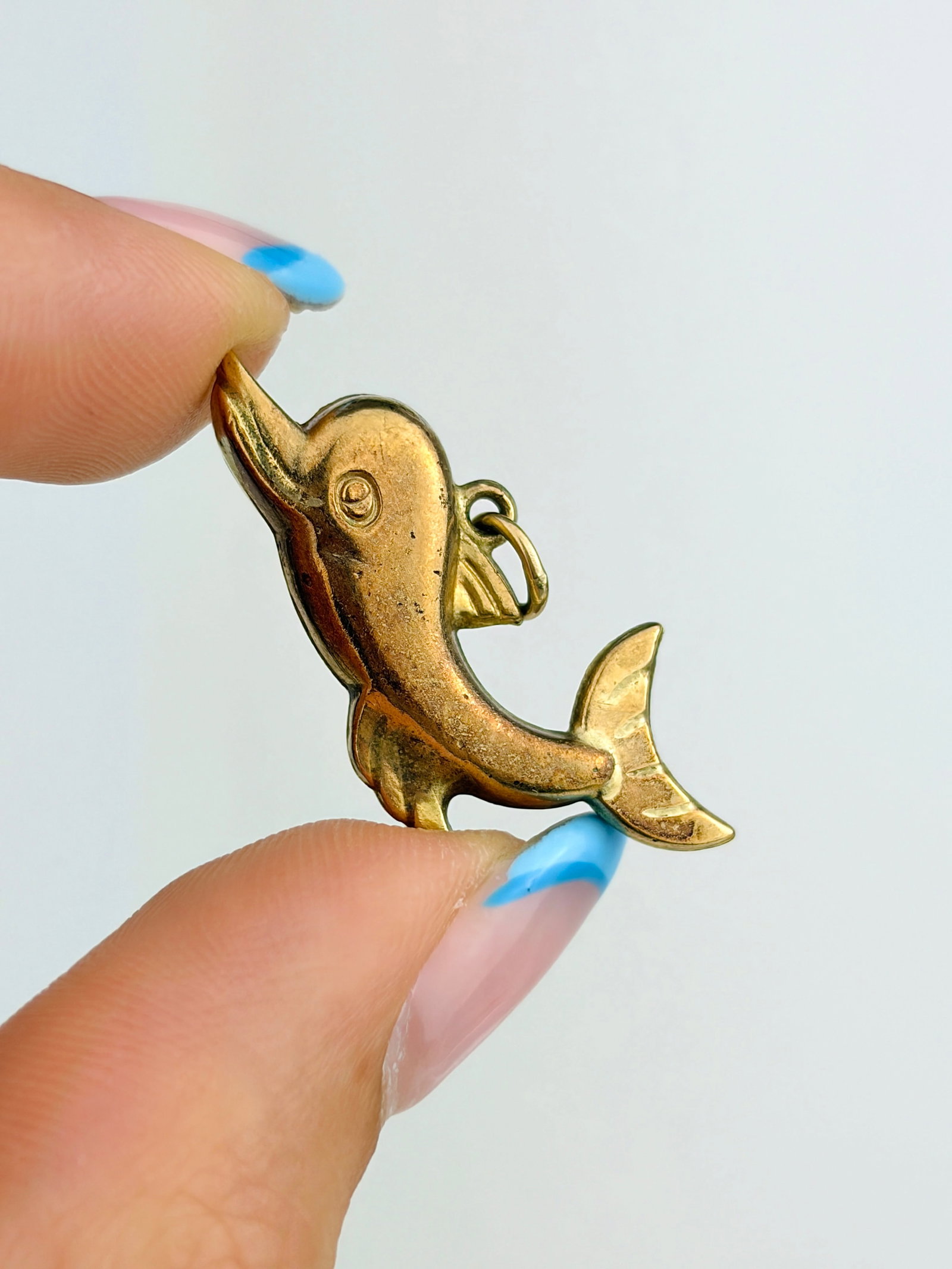 VINTAGE 9CT GOLD DOLPHIN CHARM - 3